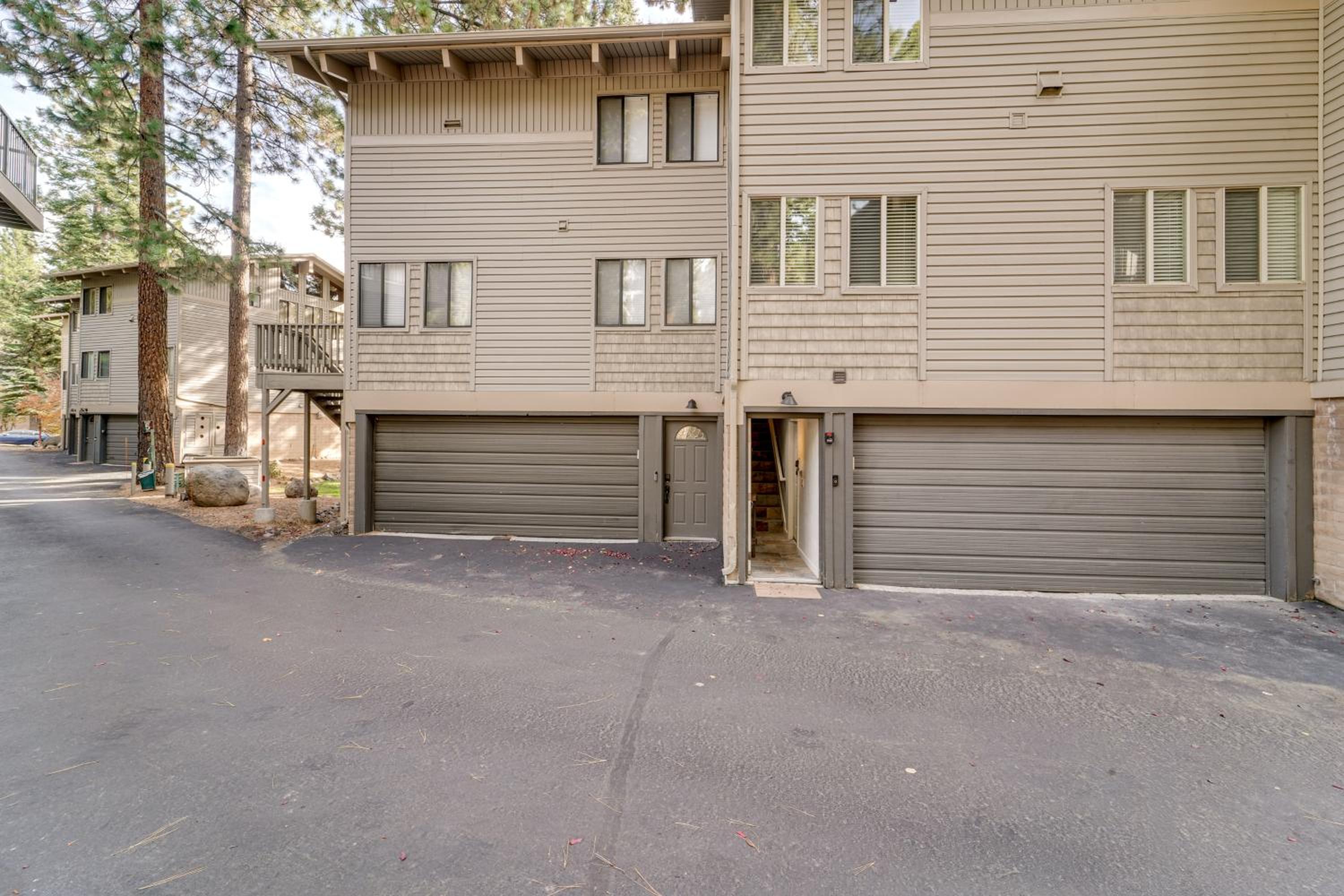 3 Mi to Slopes! Family Tahoe North Shore Getaway