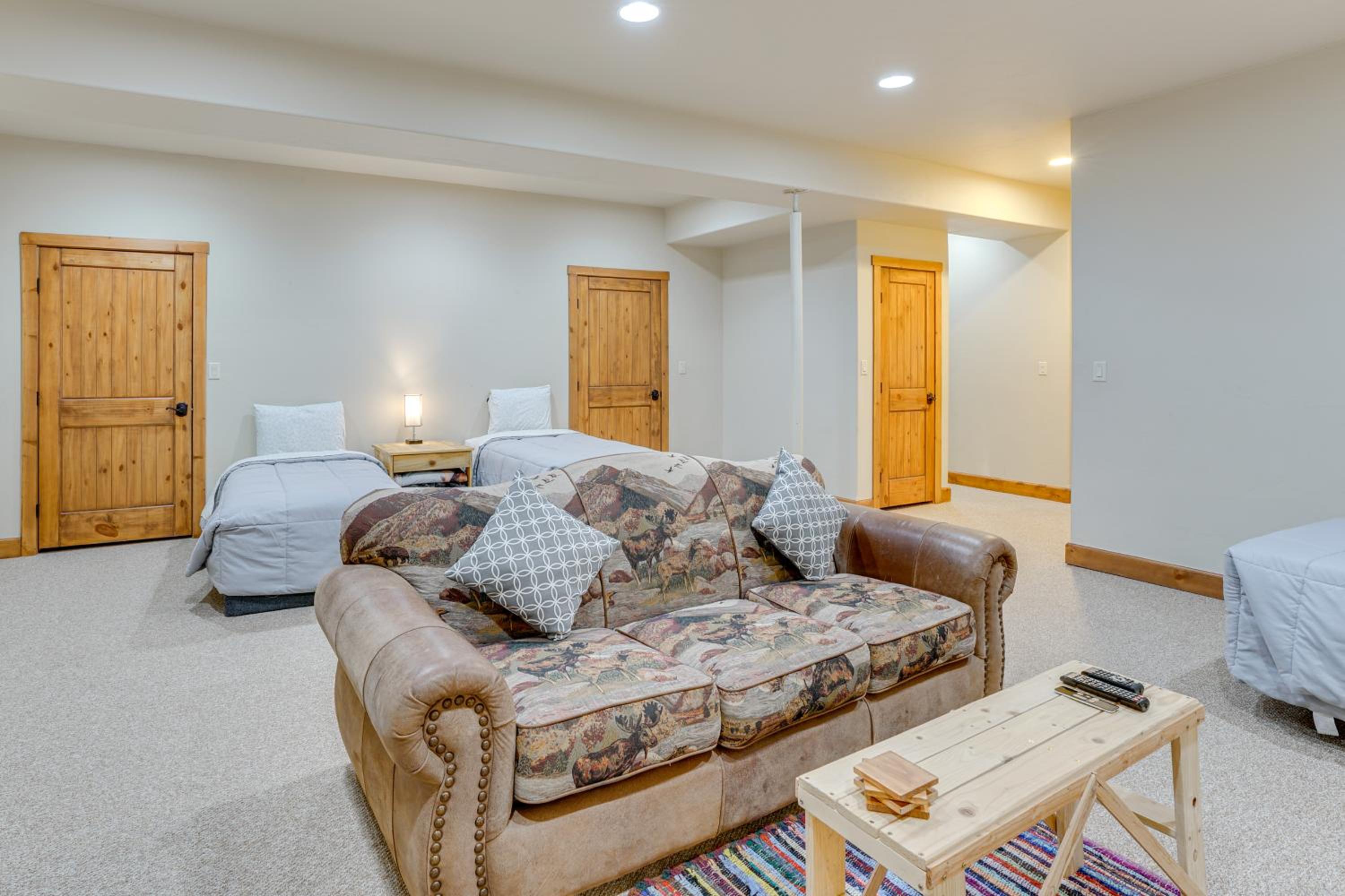 Close to Trails! Ultimate Seclusion at Moab Cabin