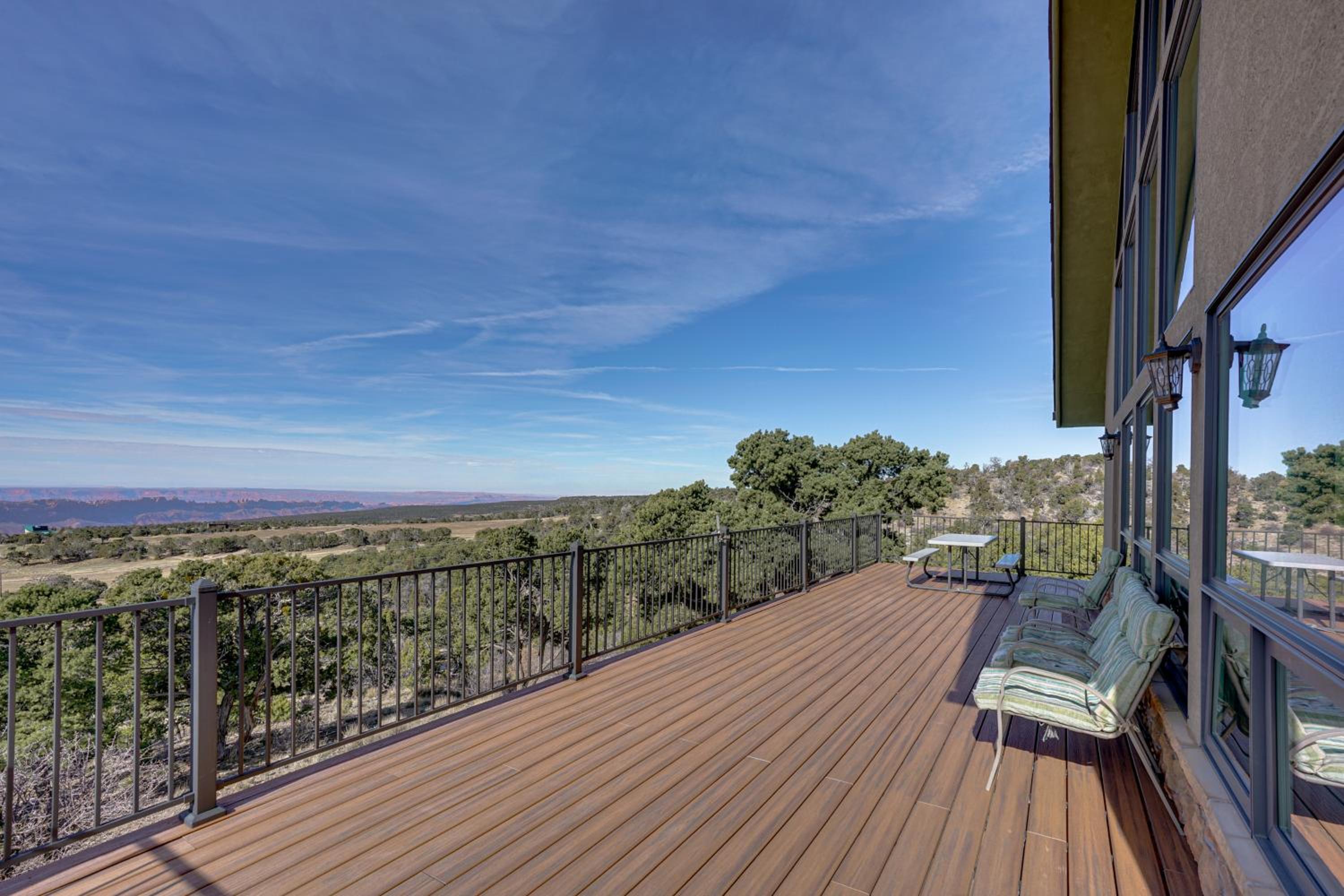 Close to Trails! Ultimate Seclusion at Moab Cabin