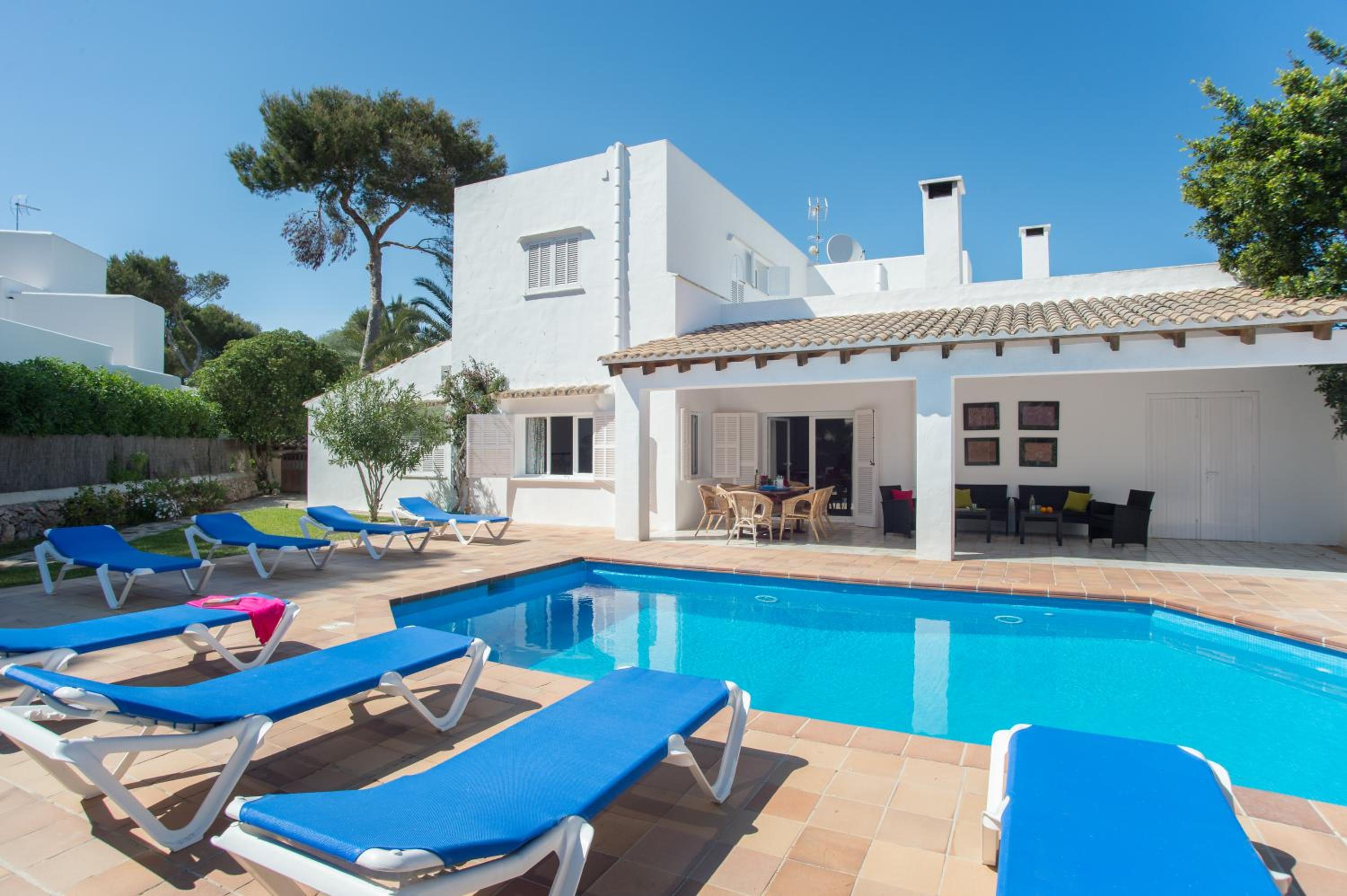 Villa Pineda photo 1