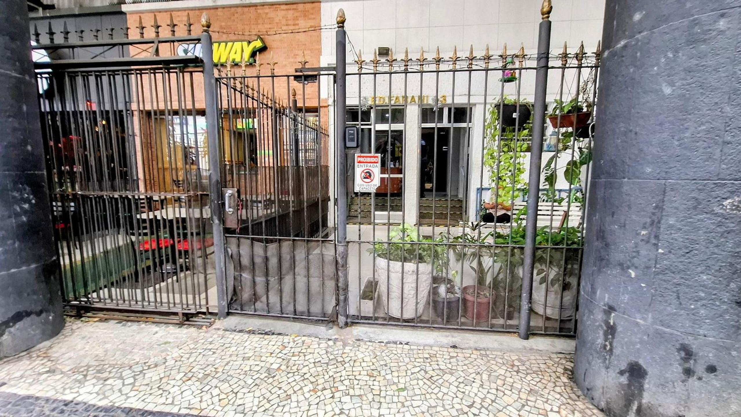Botafogo: Sugarloaf and Comfort | 4 Guests