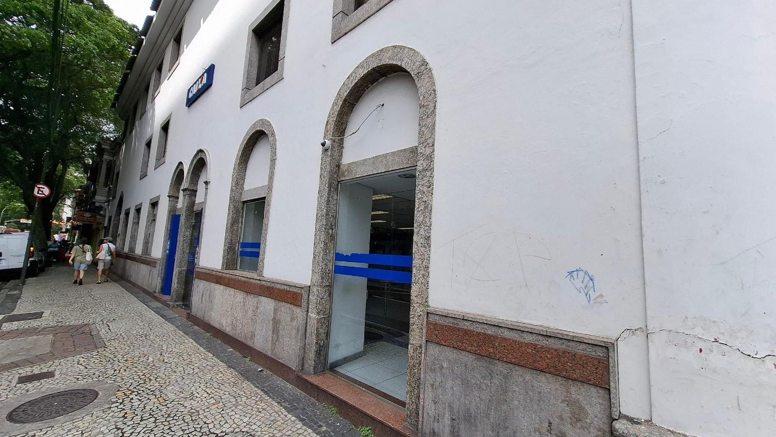 Botafogo: Sugarloaf and Comfort | 4 Guests