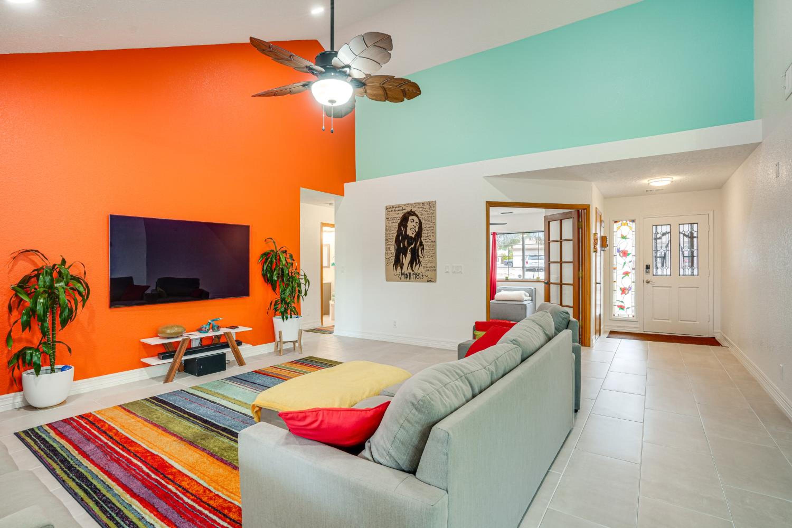 Sip, Hike, Relax! Cottonwood Home 4 Mi to Old Town