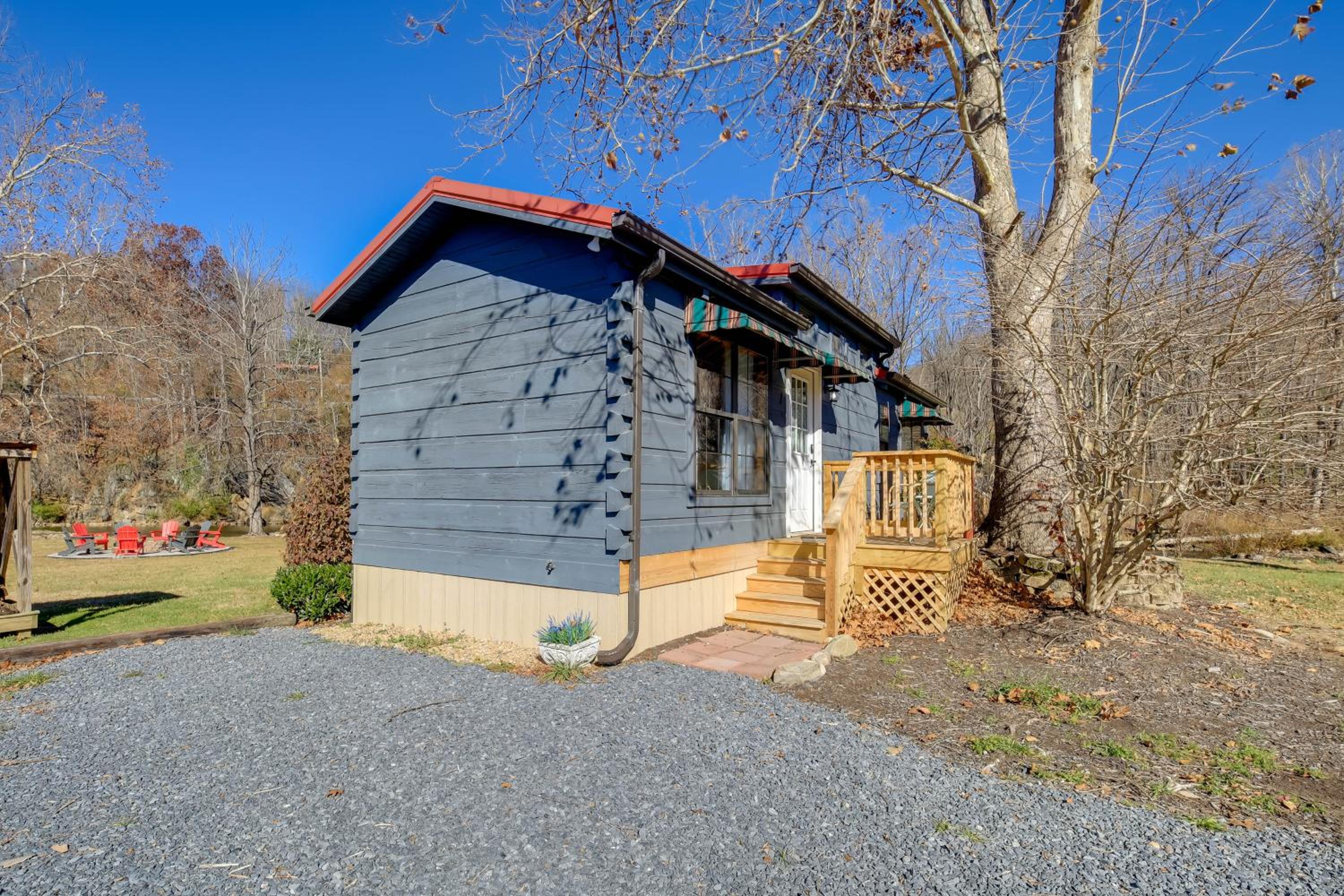 Steps to Virginia Creeper Trail Creekside Retreat