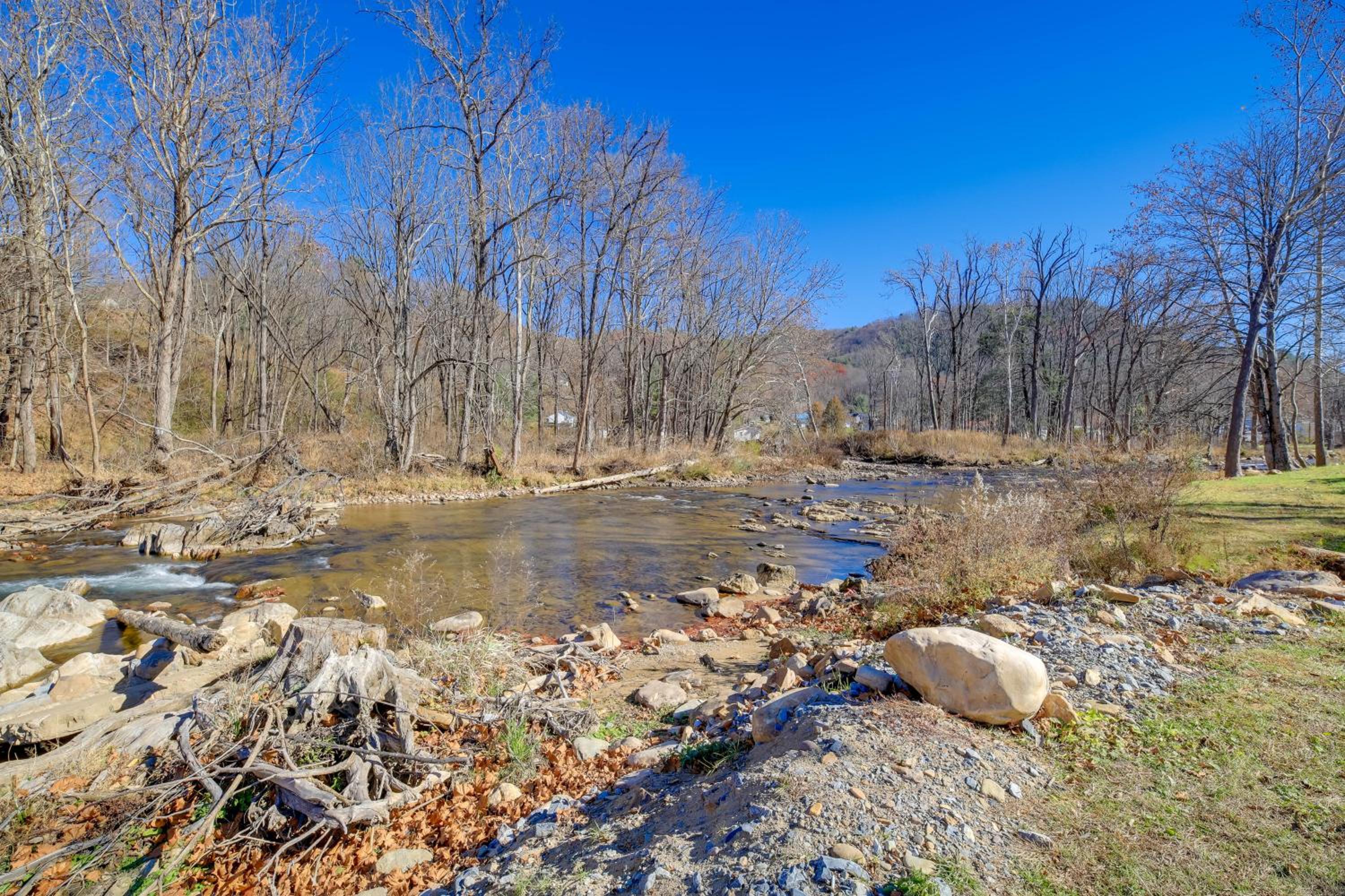 Steps to Virginia Creeper Trail Creekside Retreat