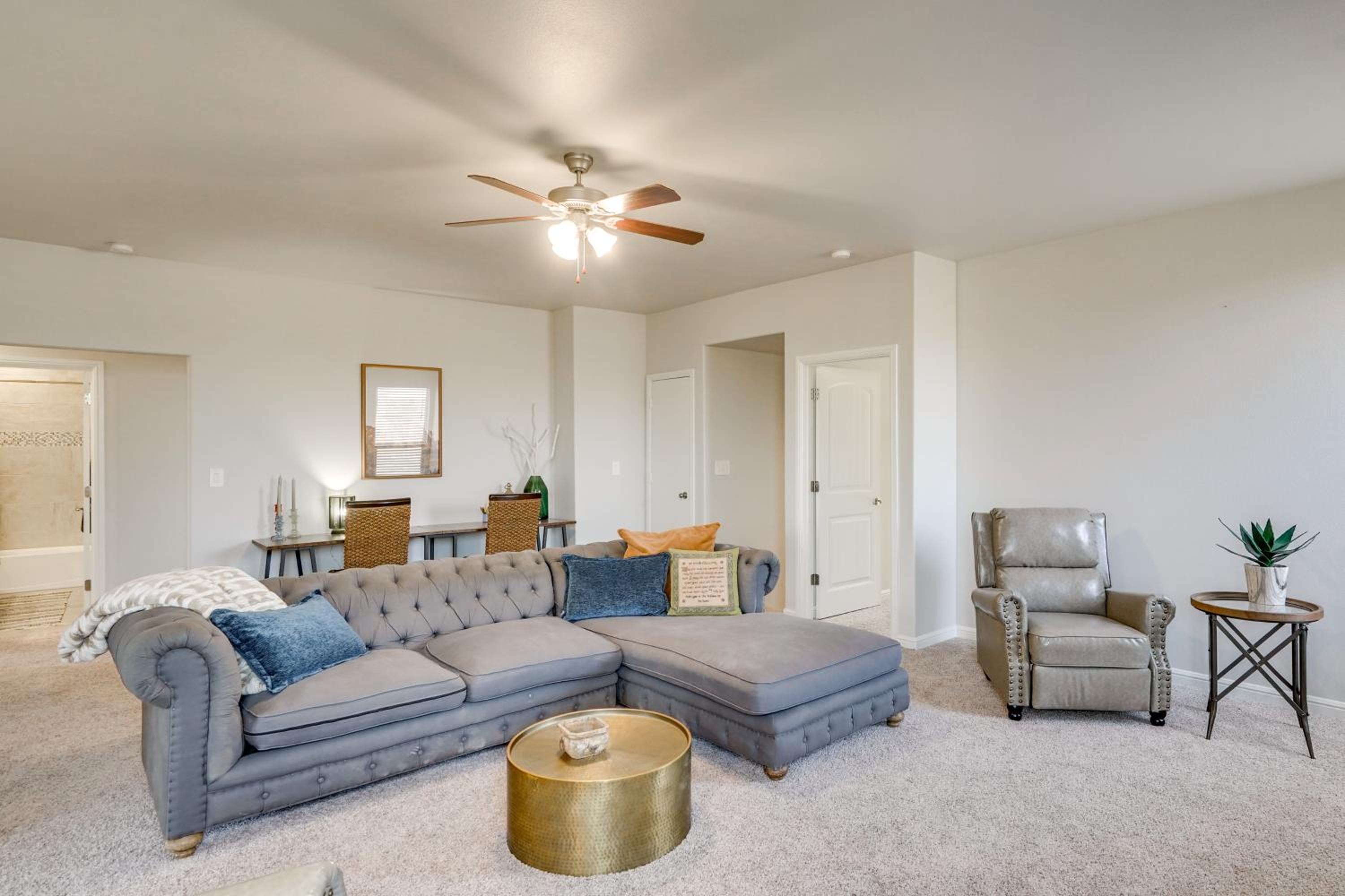 Close to Energy Giants! 3,300-Sq-Ft Midland Home
