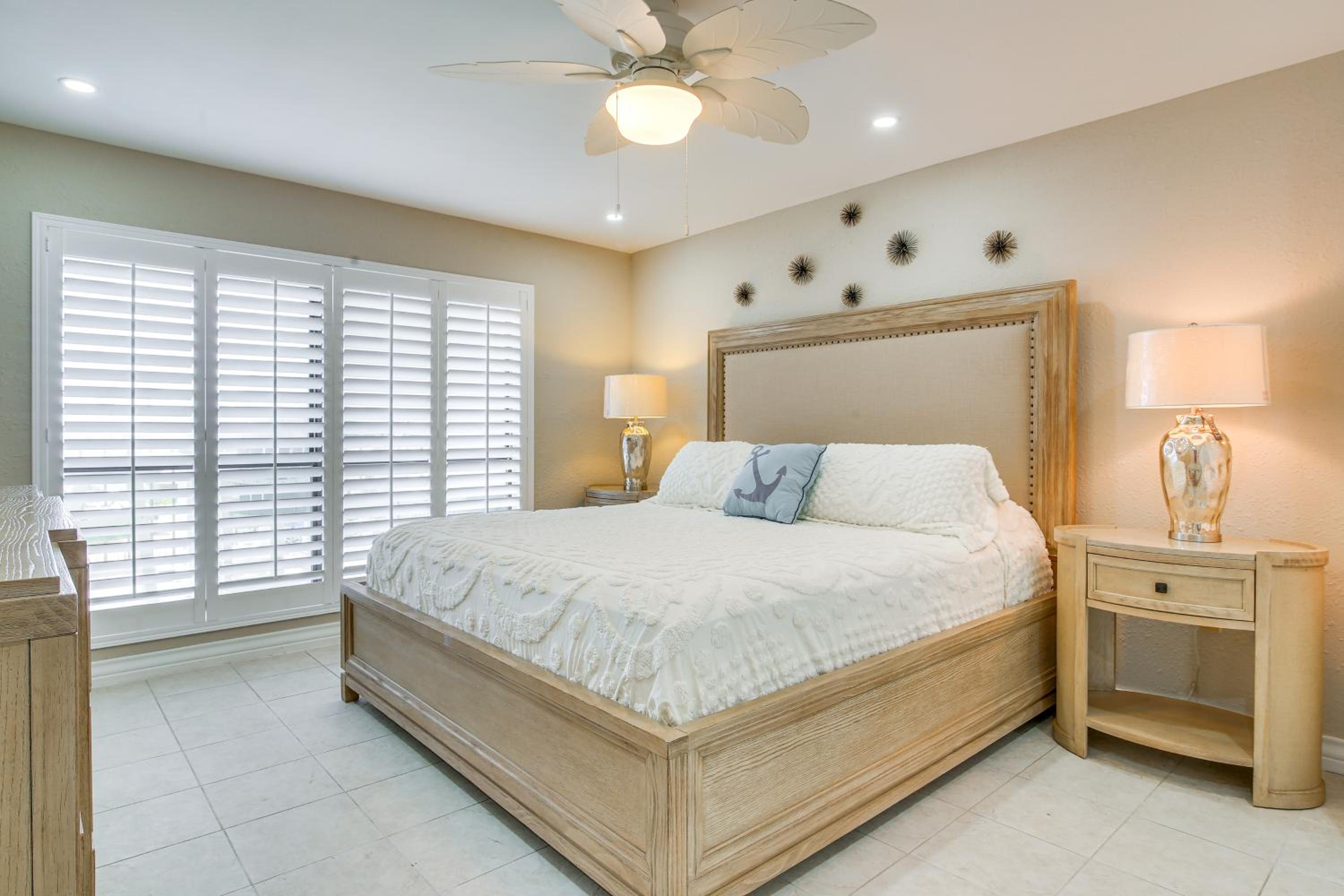 Steps to Sand Resort Escape on South Padre Island