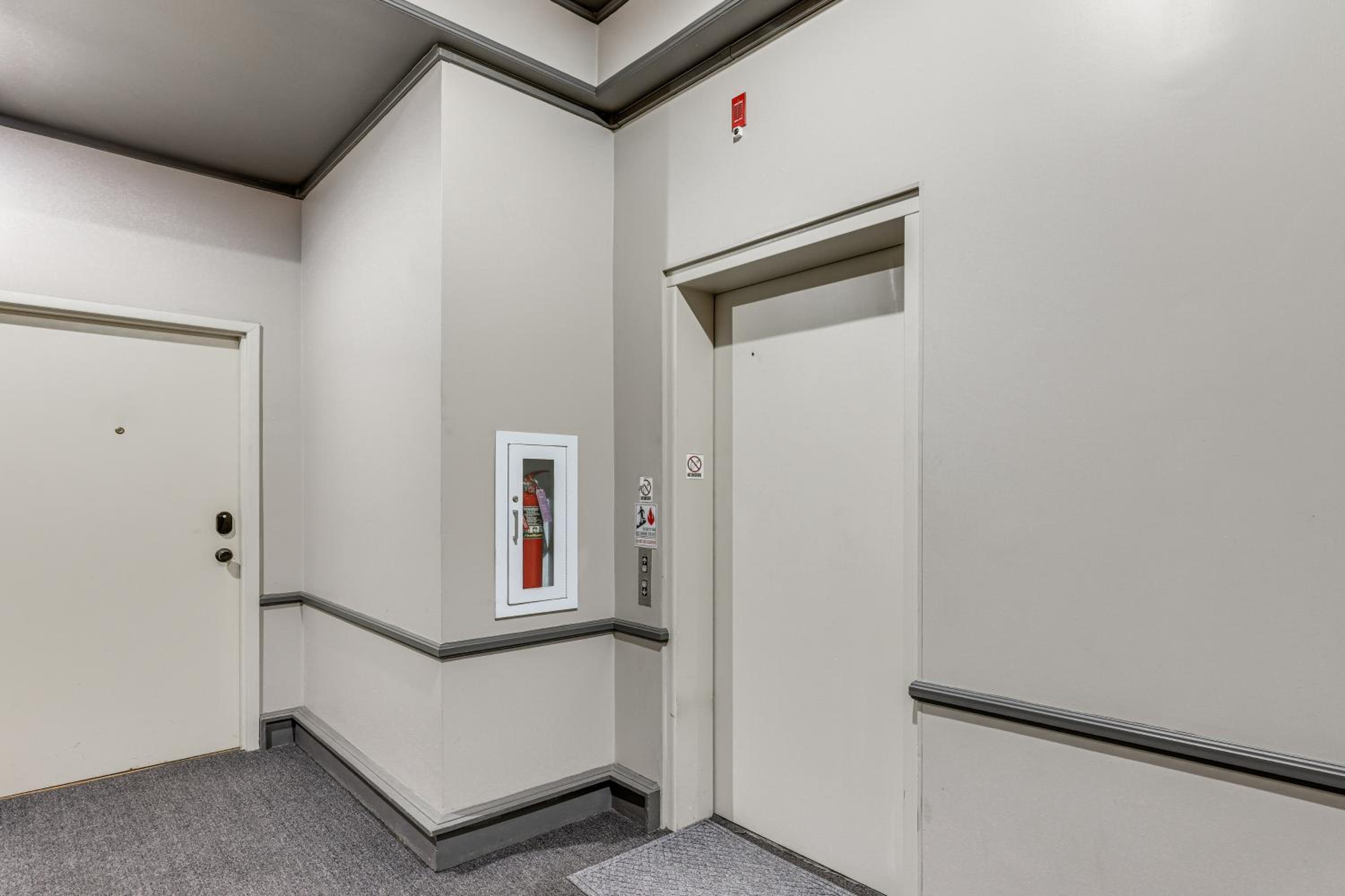 1 Mi to UAB Campus Stylish Central City Loft!