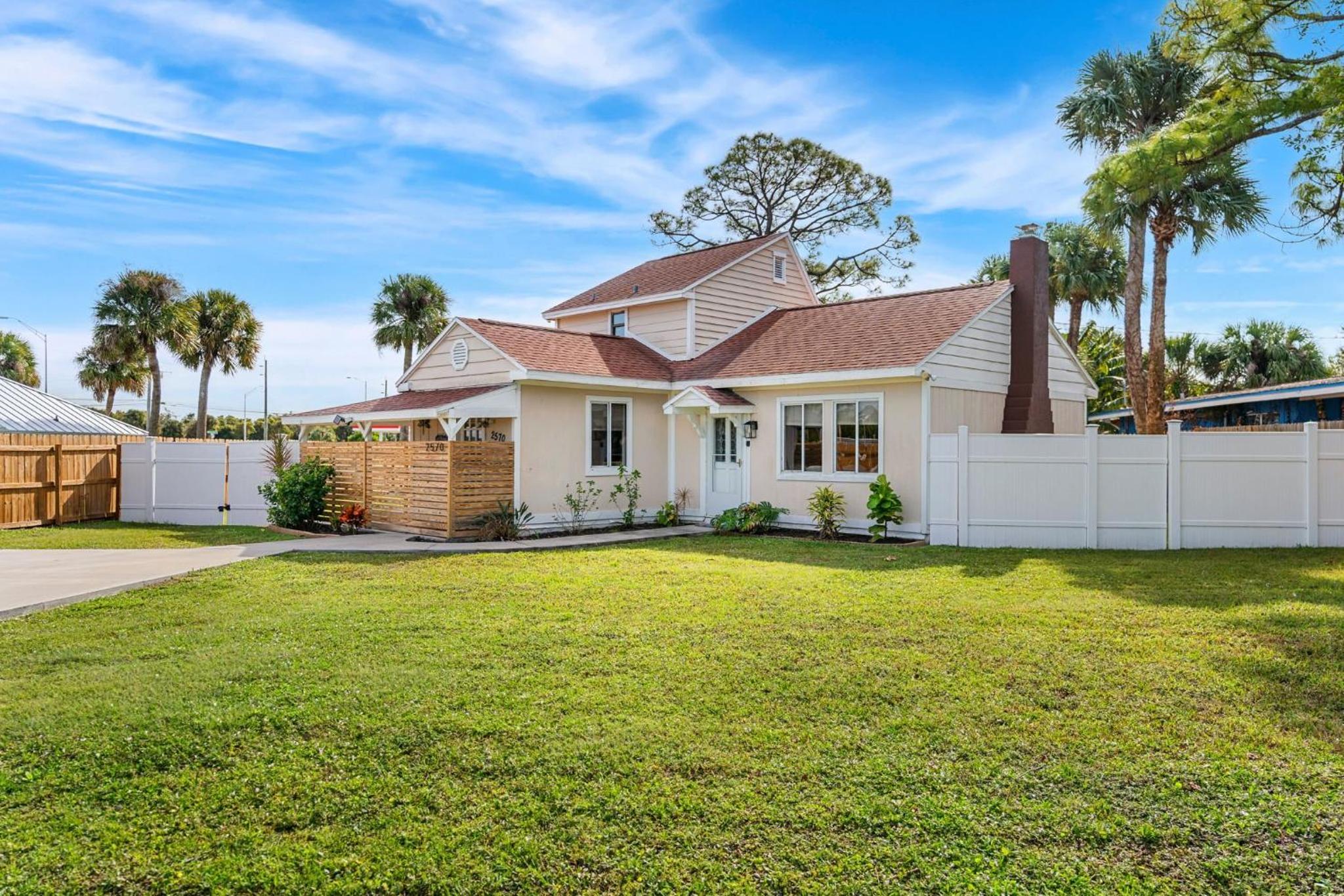 2570 Vernon Drive
