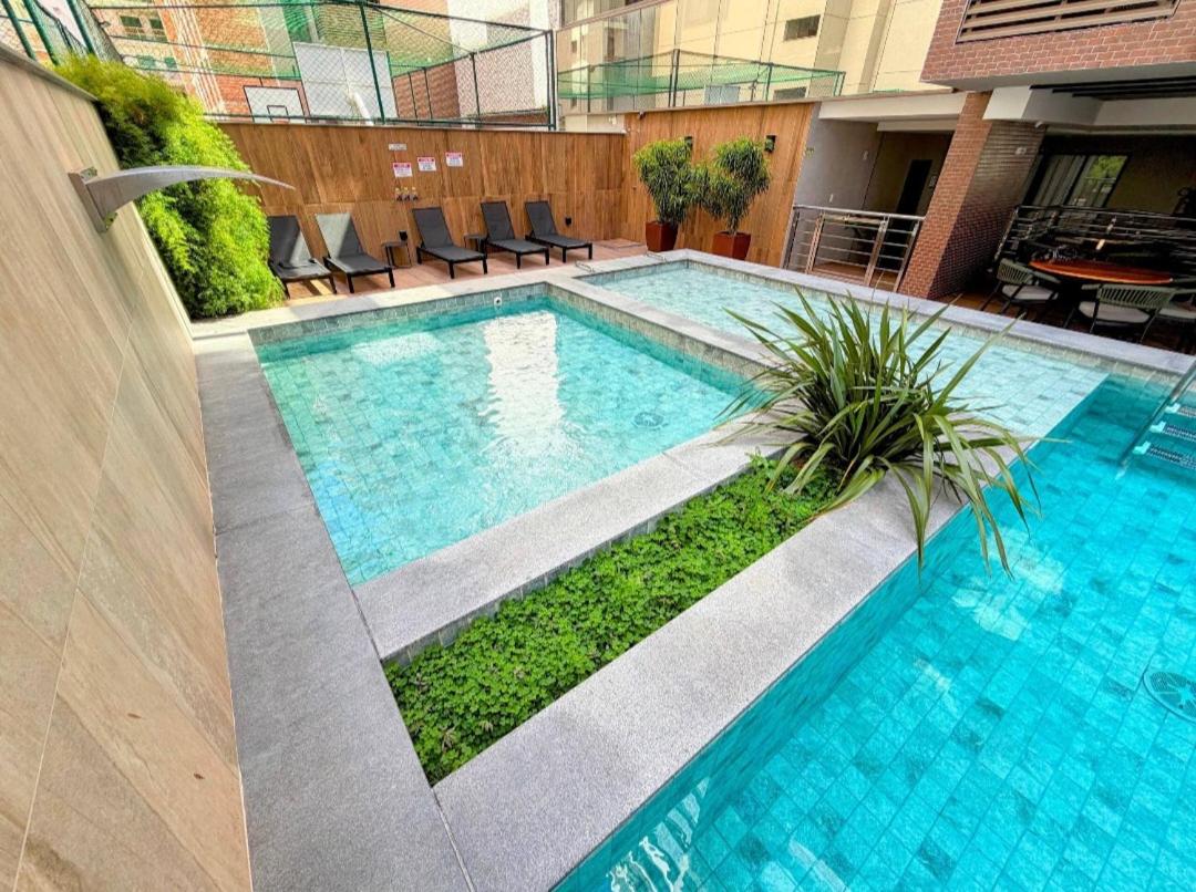 Apartamento luxo, pertinho do Mar e lazer maravilhoso