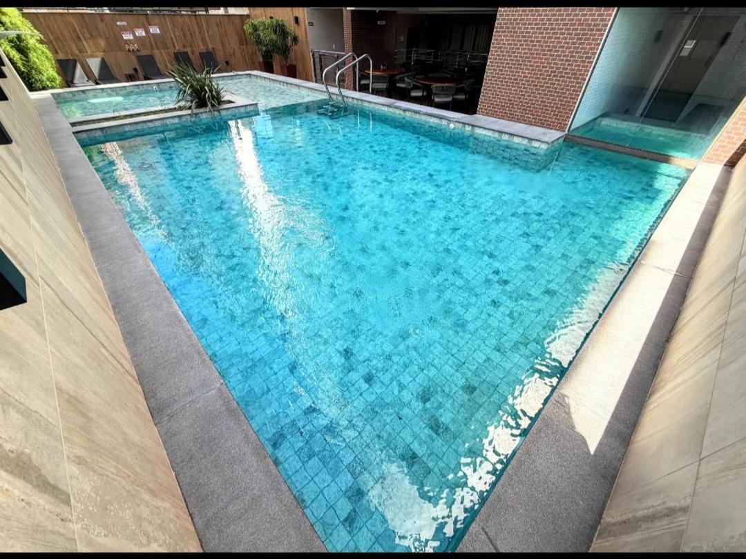 Apartamento luxo, pertinho do Mar e lazer maravilhoso