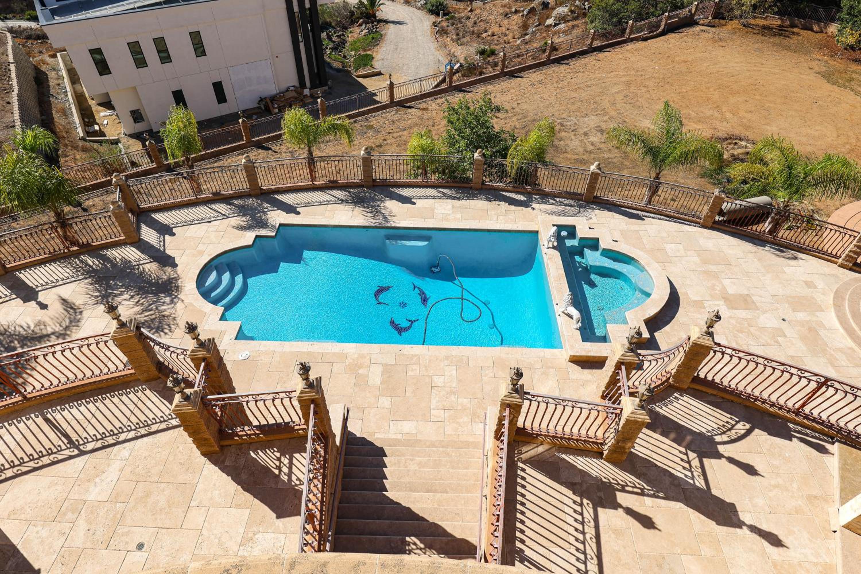 Grand 9,000-Sq-Ft Estate! Luxurious SoCal Getaway