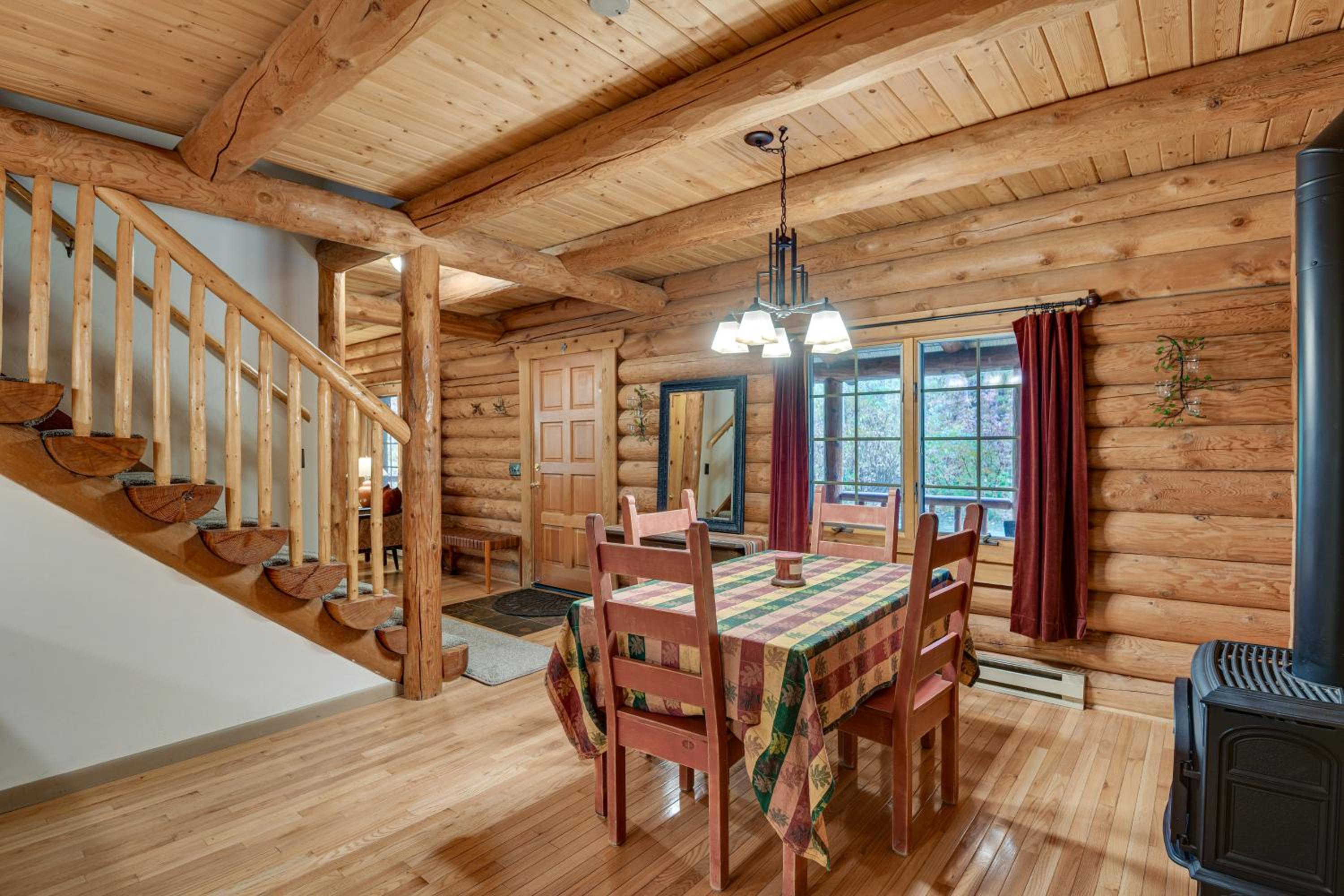 Along Big Wood River Hailey Family Cabin with Yard