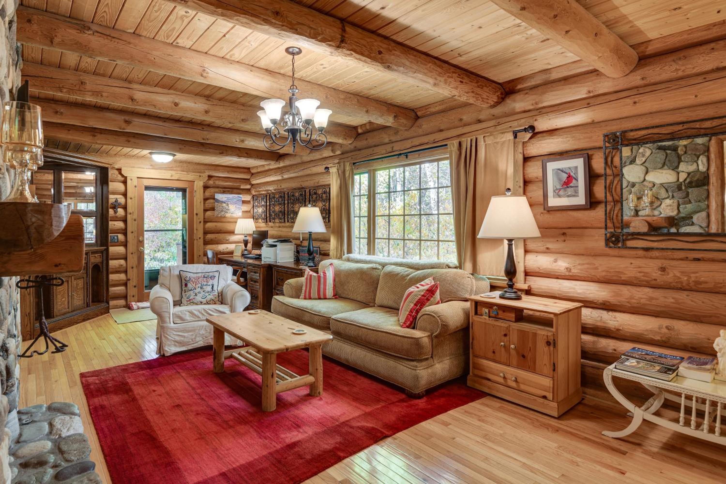 Along Big Wood River Hailey Family Cabin with Yard