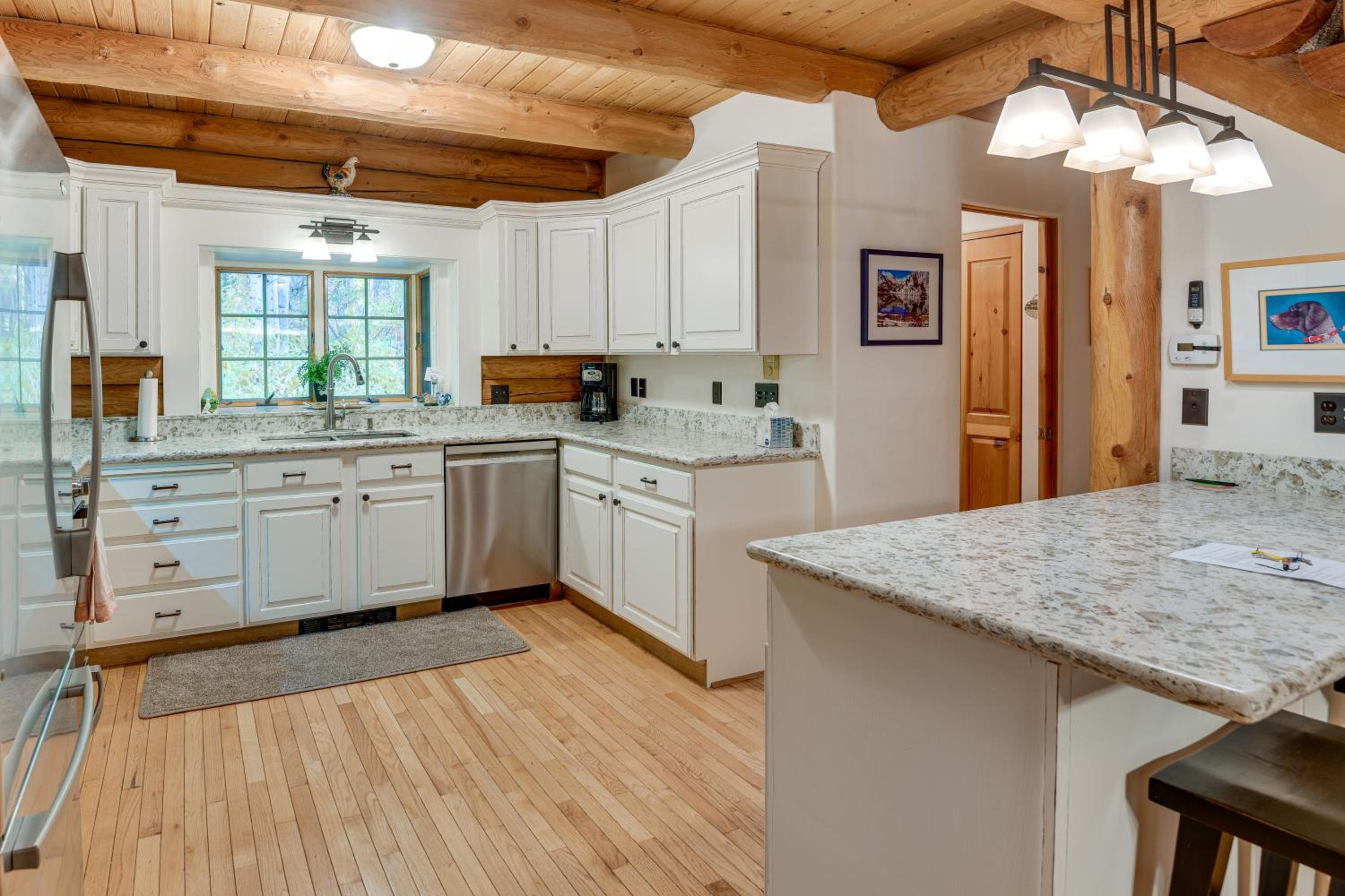 Along Big Wood River Hailey Family Cabin with Yard