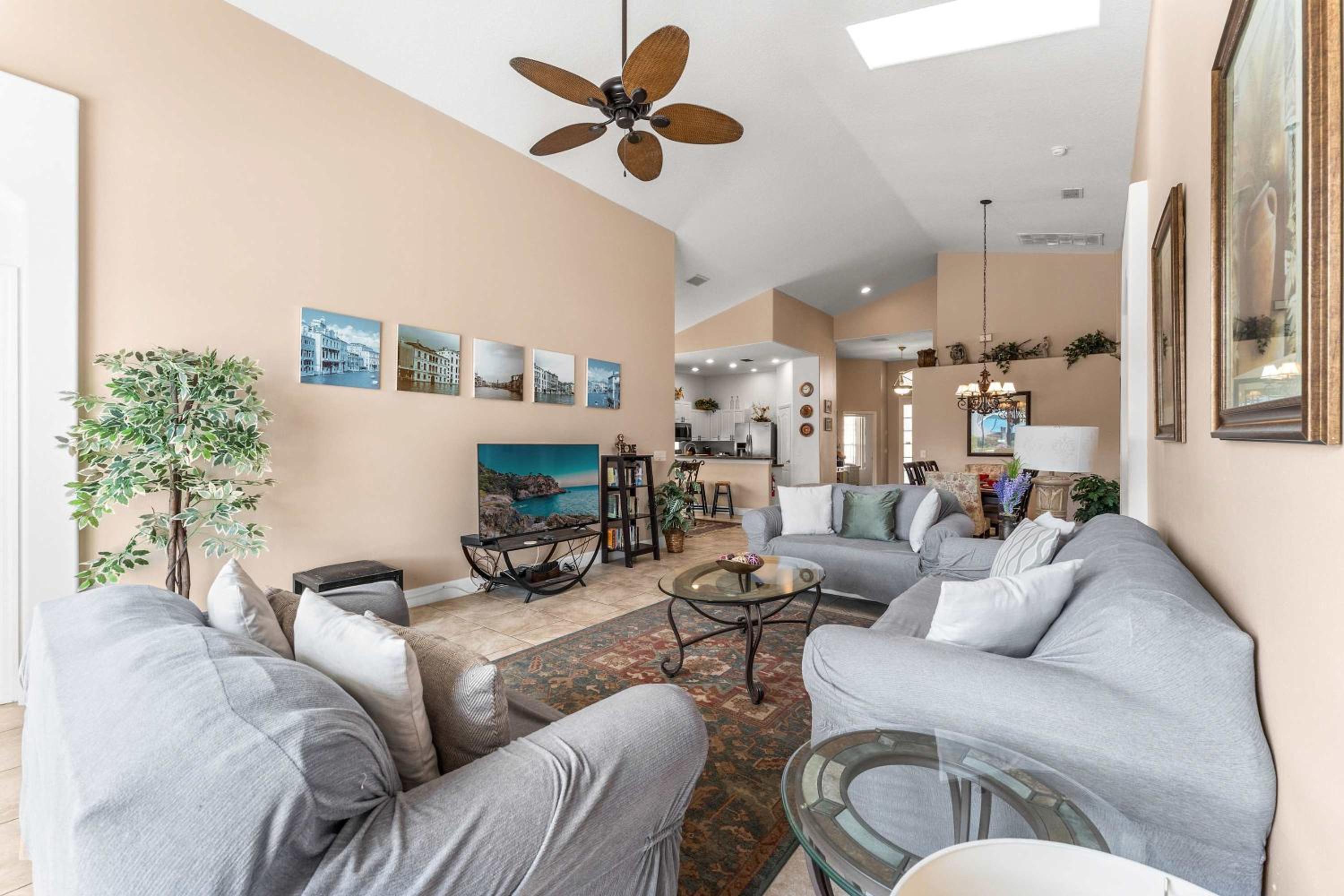Tuscan Tranquility Villa 10ppl