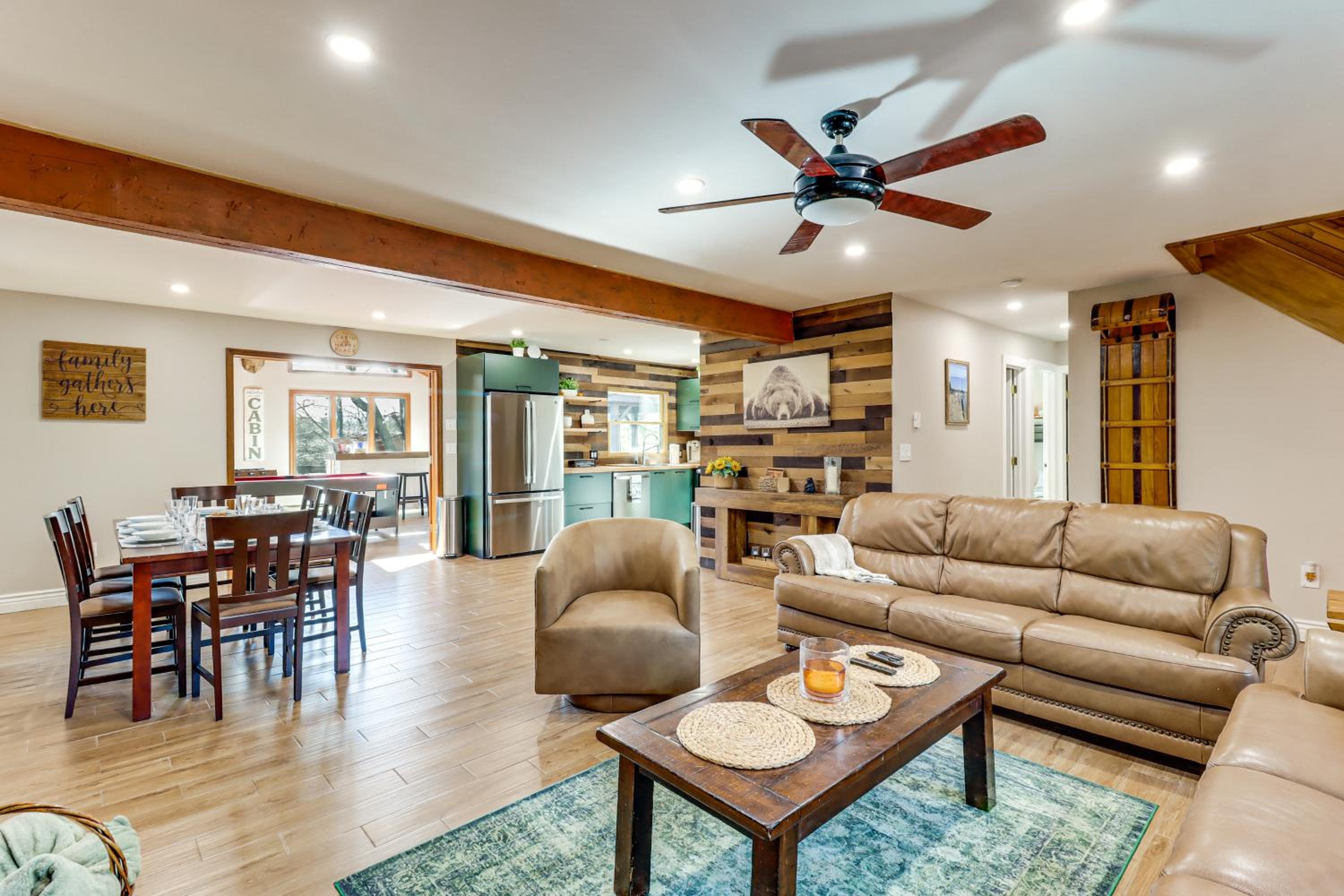5 Mi to Jack Frost Skiing Walkable Family Home