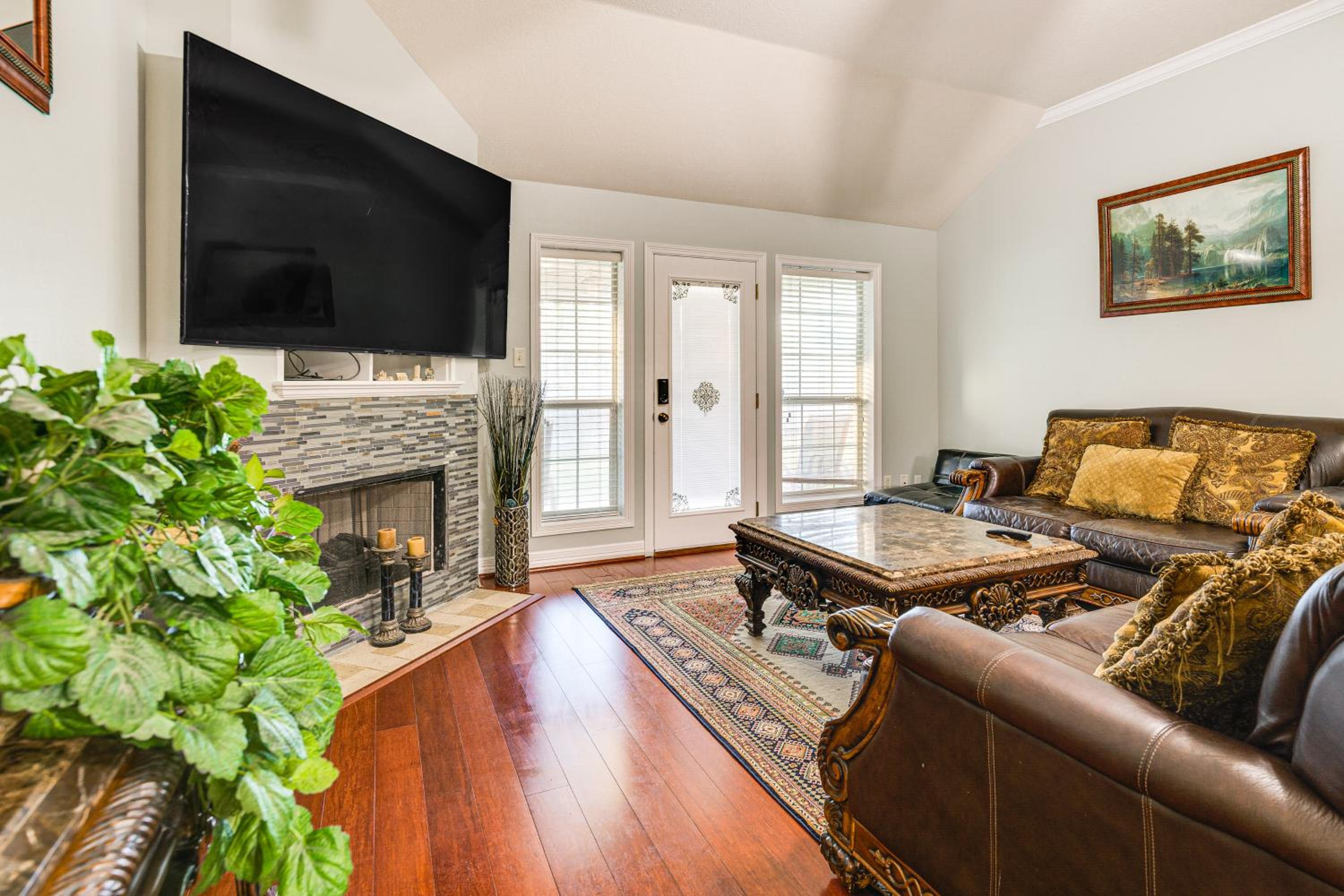 Gateway to Aggieland! College Station Family Home