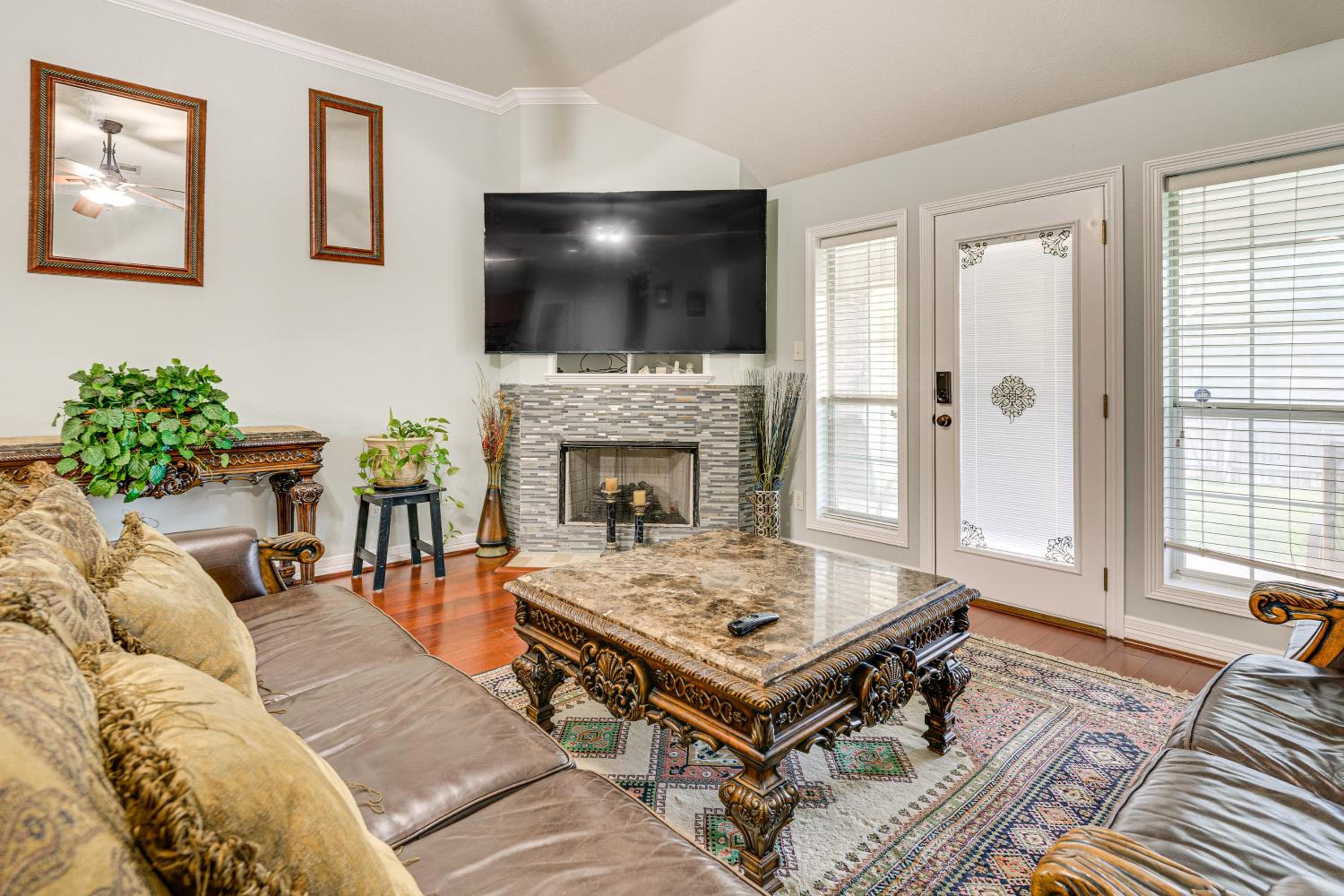 Gateway to Aggieland! College Station Family Home