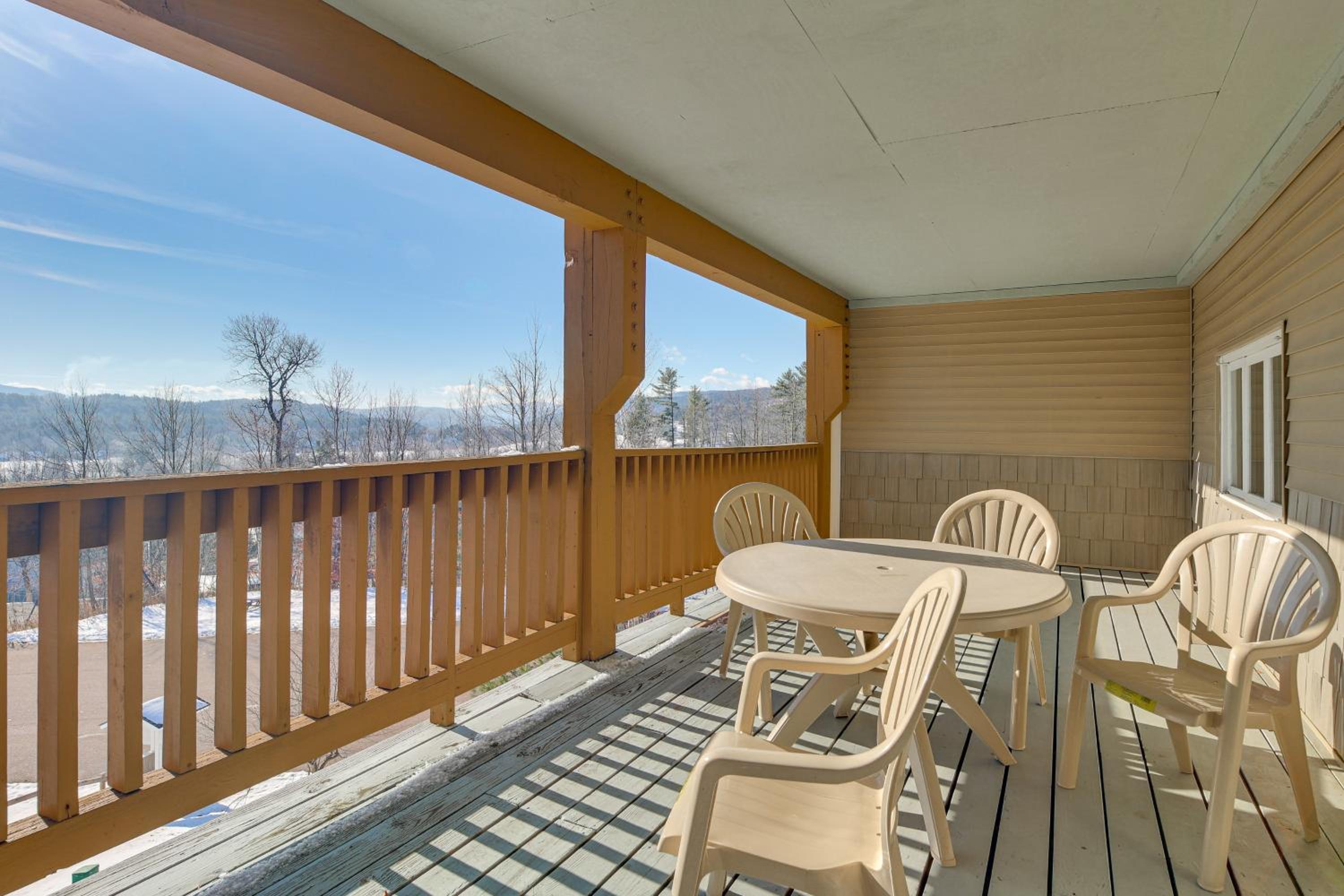 Walk to Ski Shuttle! Mountainside Resort Condo