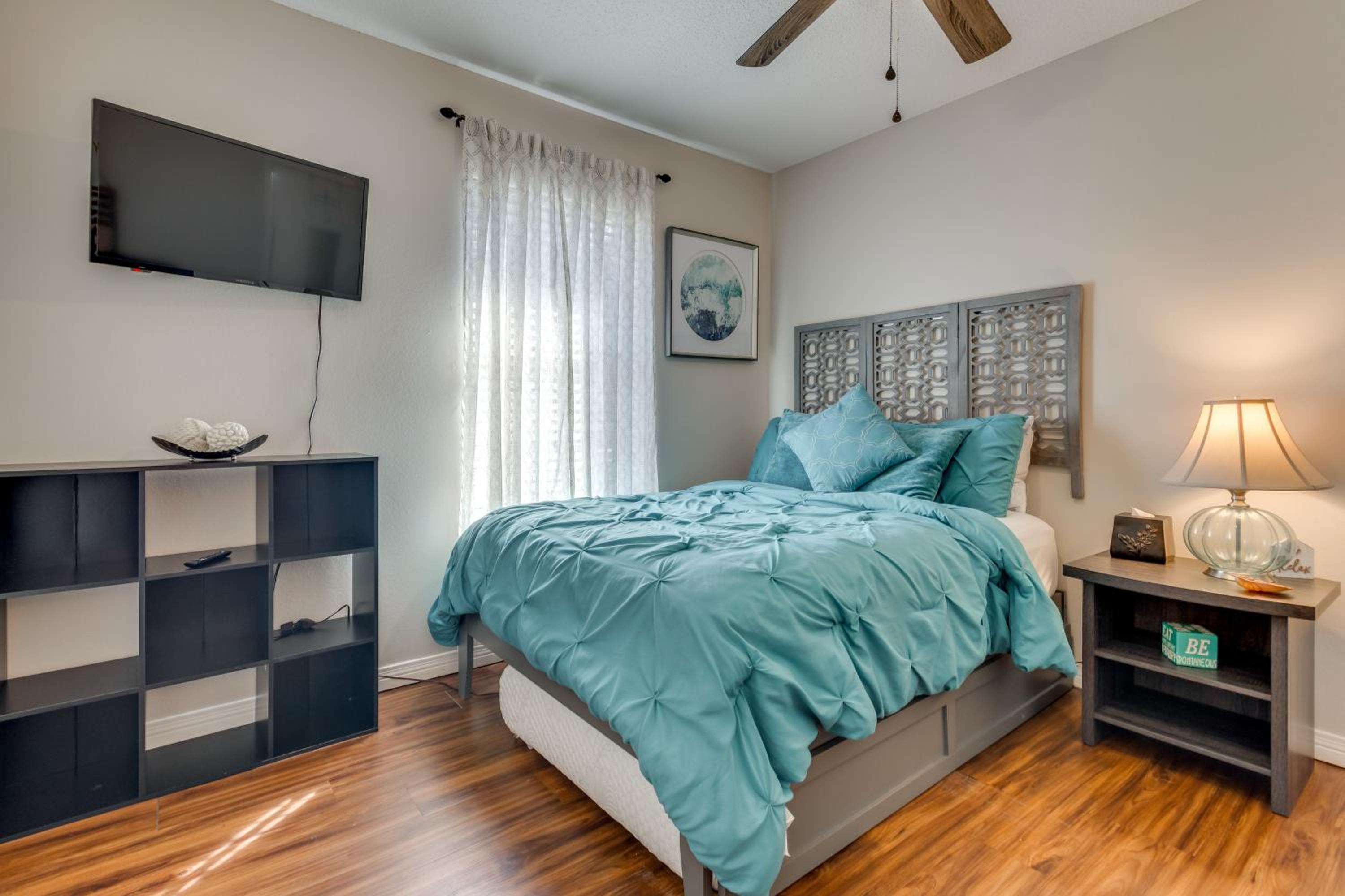 Pensacola Condo with Patio by Hospitals and Dining