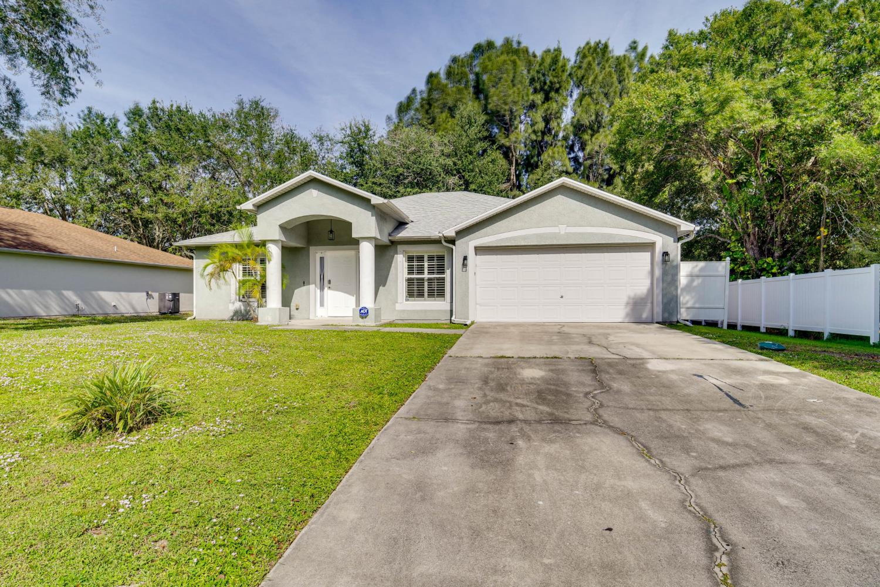Spacious Home with Yard 8 Mi to Wabasso Beach