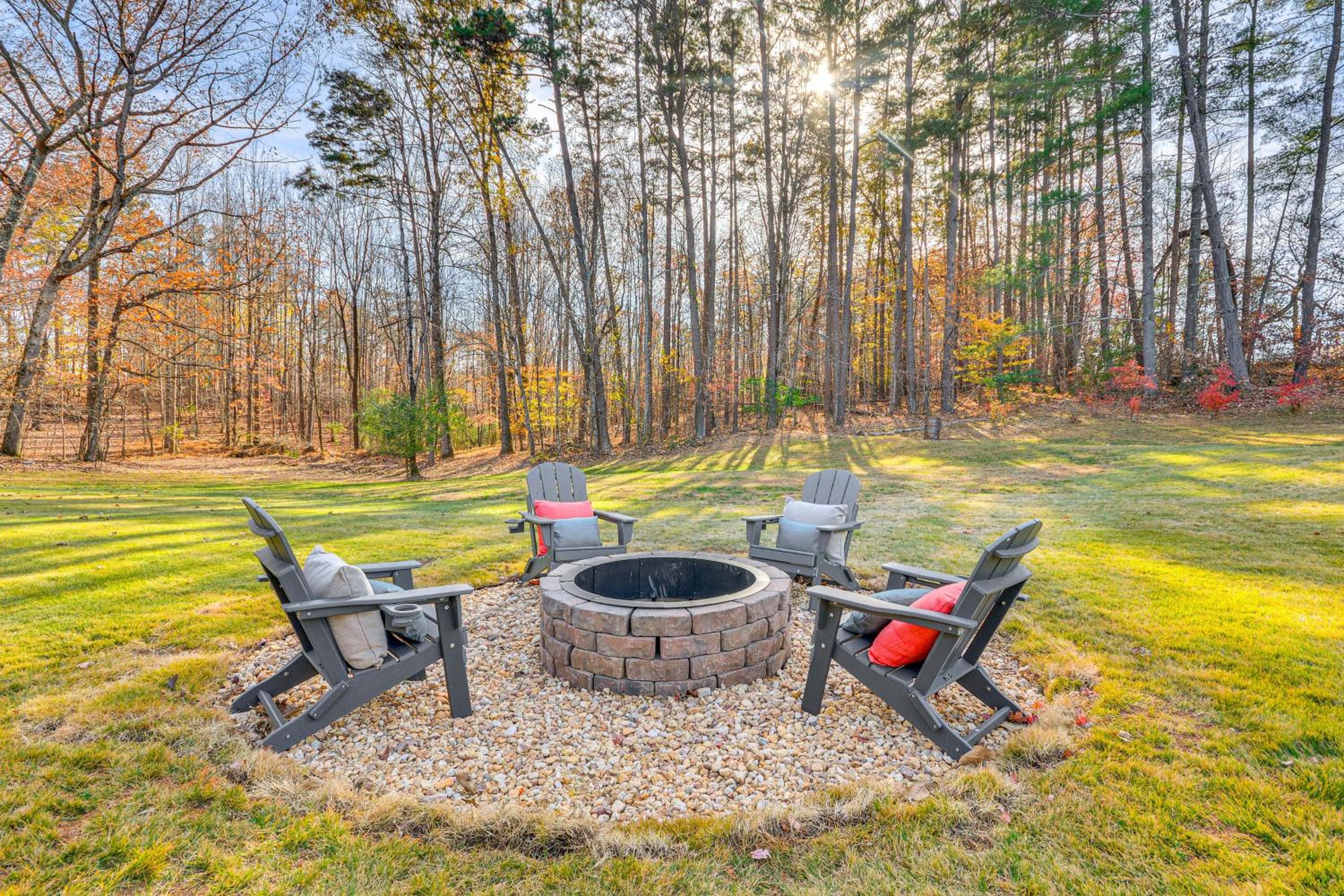River, Trails and Wine! Group Retreat Near Mt Airy