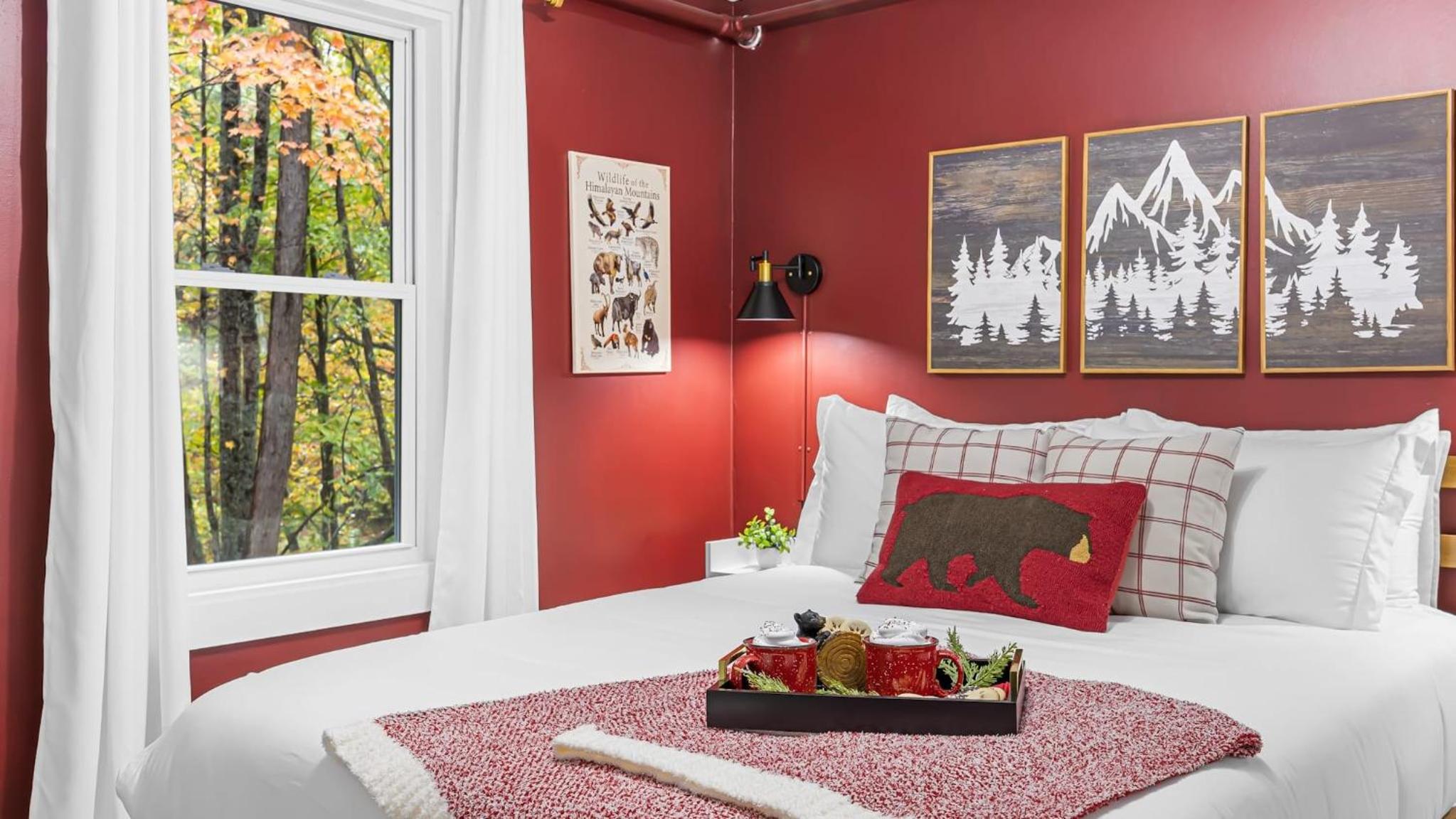 Lodge-Style Home Near Gatlinburg w Theater Hot Tub Game Room Evergreen Escape by AvantStay