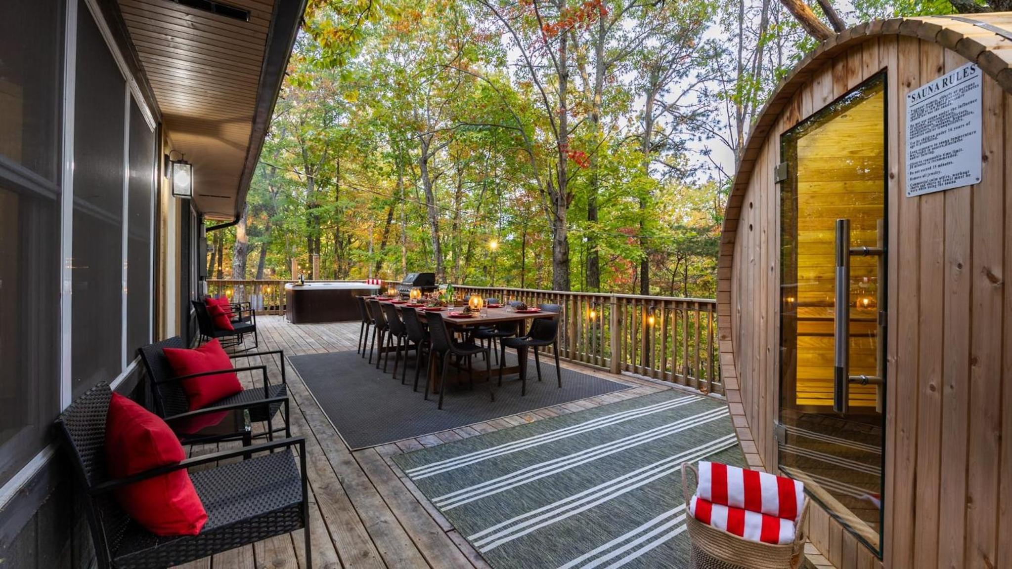 Lodge-Style Home Near Gatlinburg w Theater Hot Tub Game Room Evergreen Escape by AvantStay