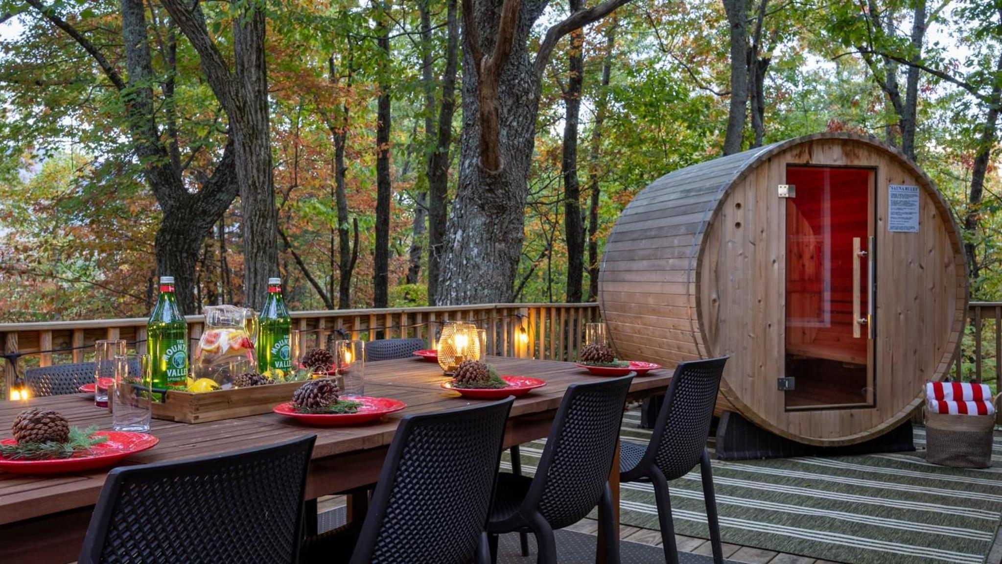 Lodge-Style Home Near Gatlinburg w Theater Hot Tub Game Room Evergreen Escape by AvantStay