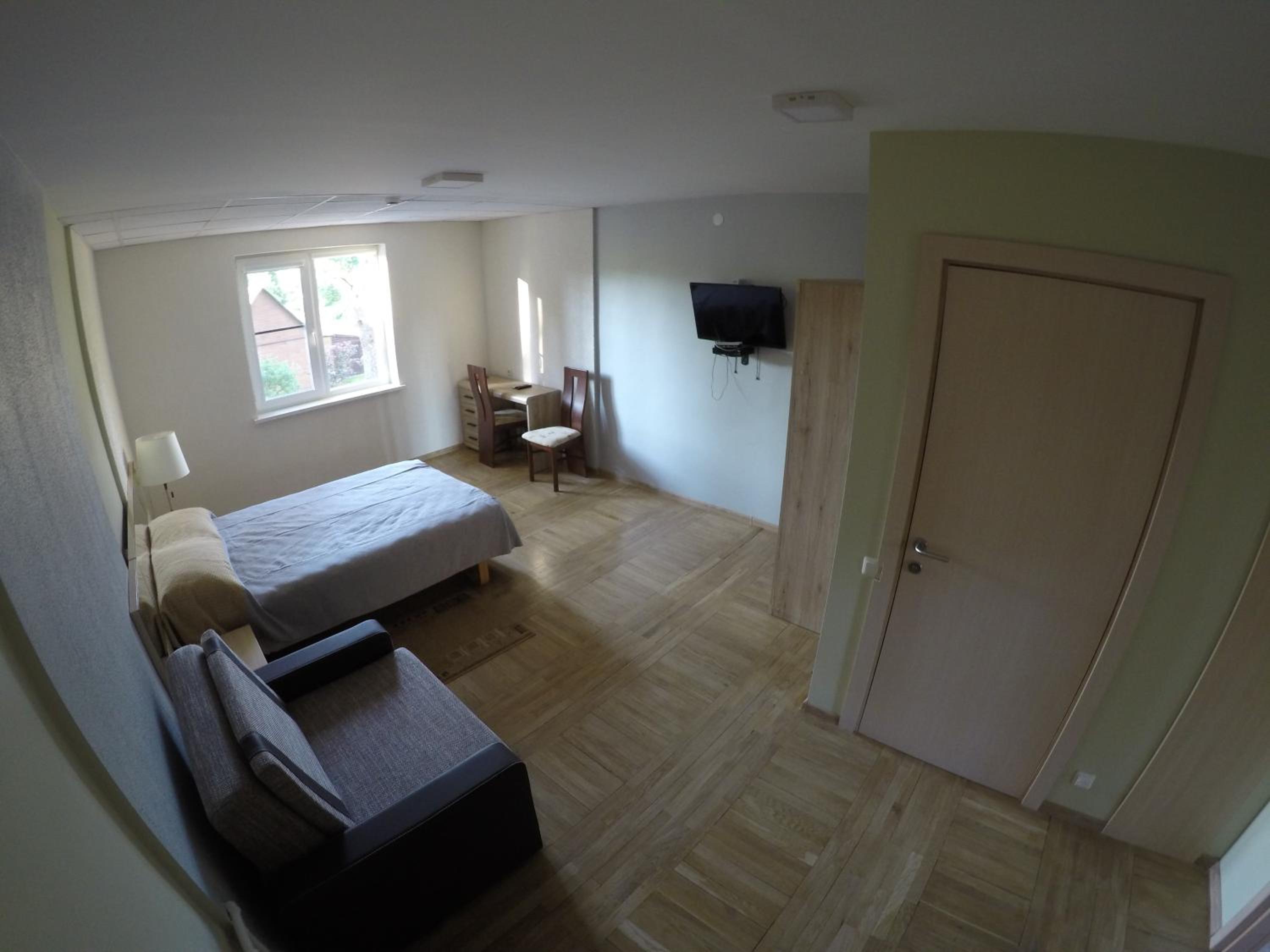 Photo 32