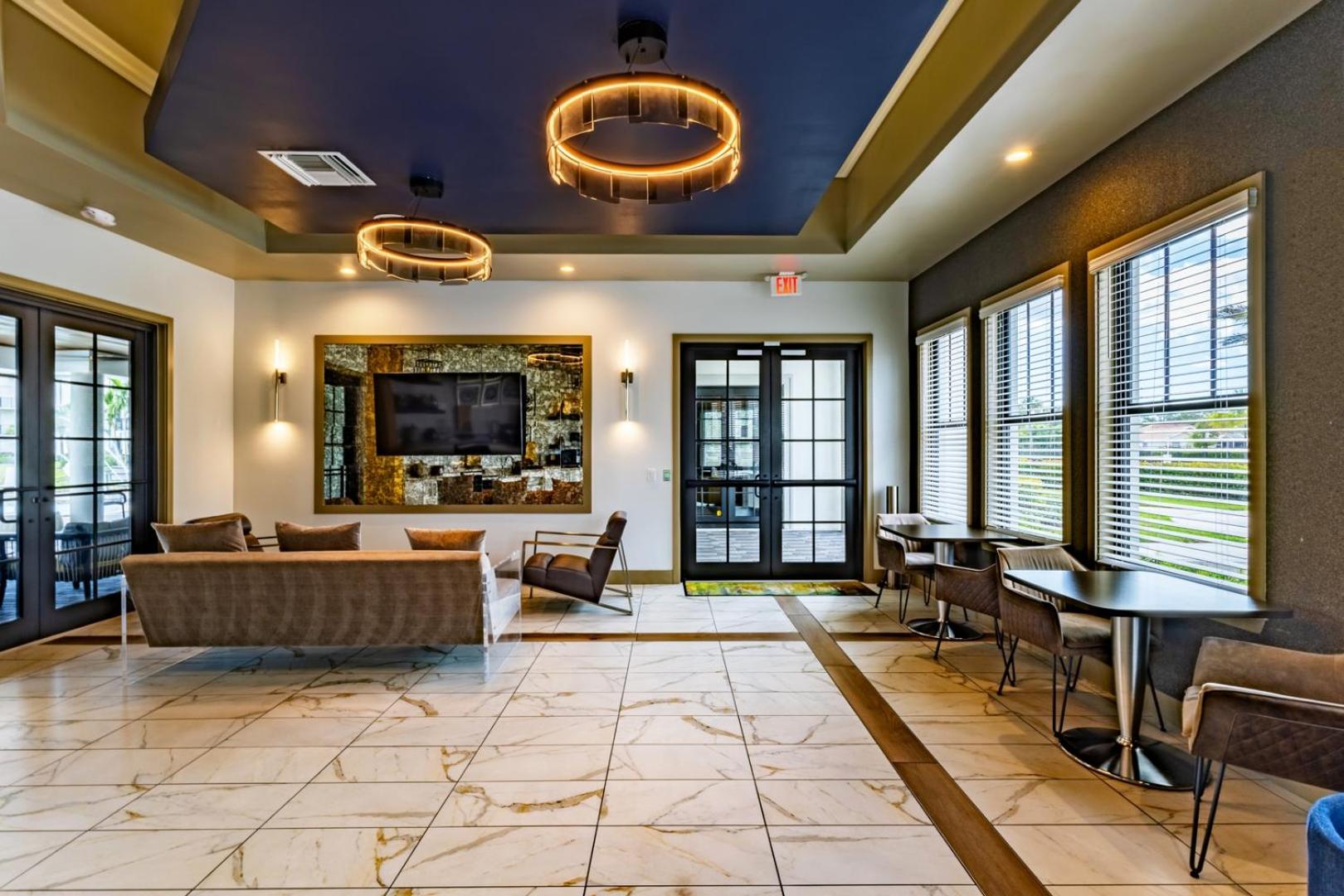 Fort Myers 1BR Condo | Pool + Gym + BBQ