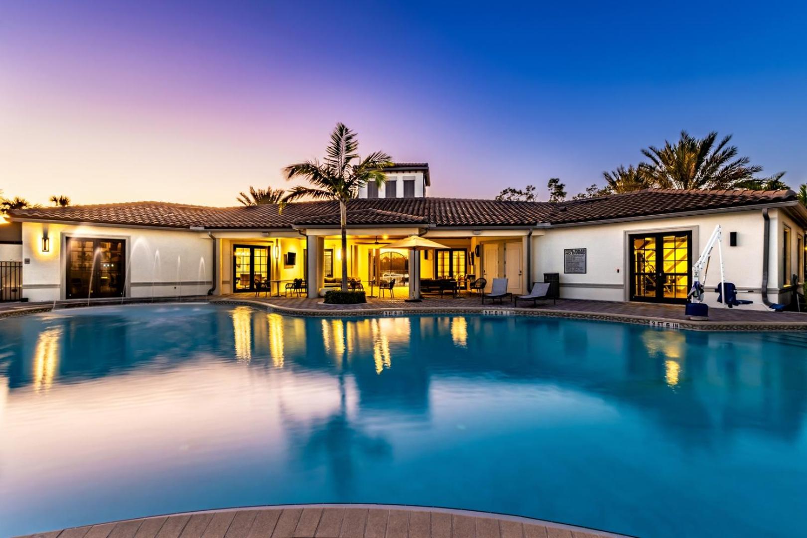 Fort Myers 1BR Condo | Pool + Gym + BBQ