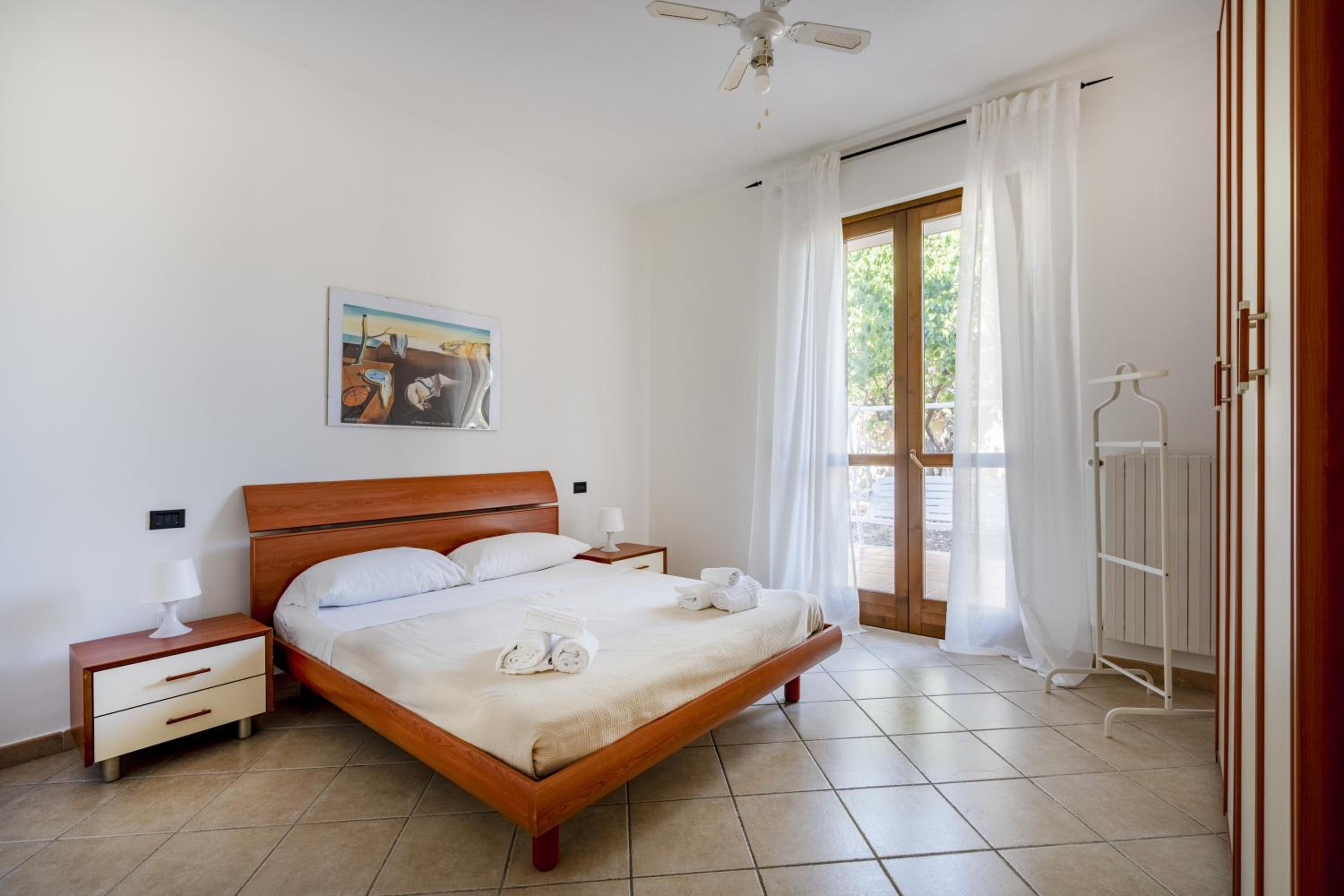 Elisa's - Villa with Garden