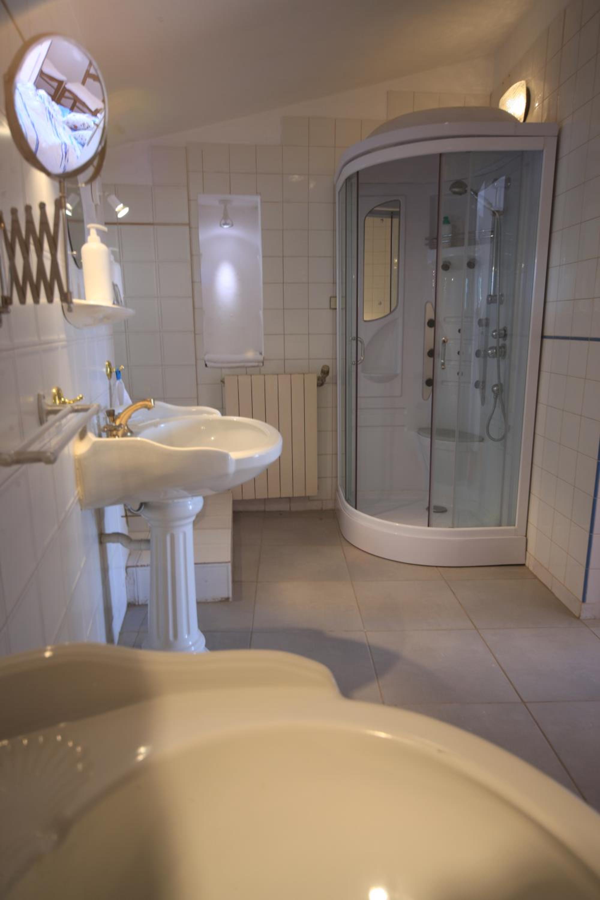Maison De L'Orb, photo 8