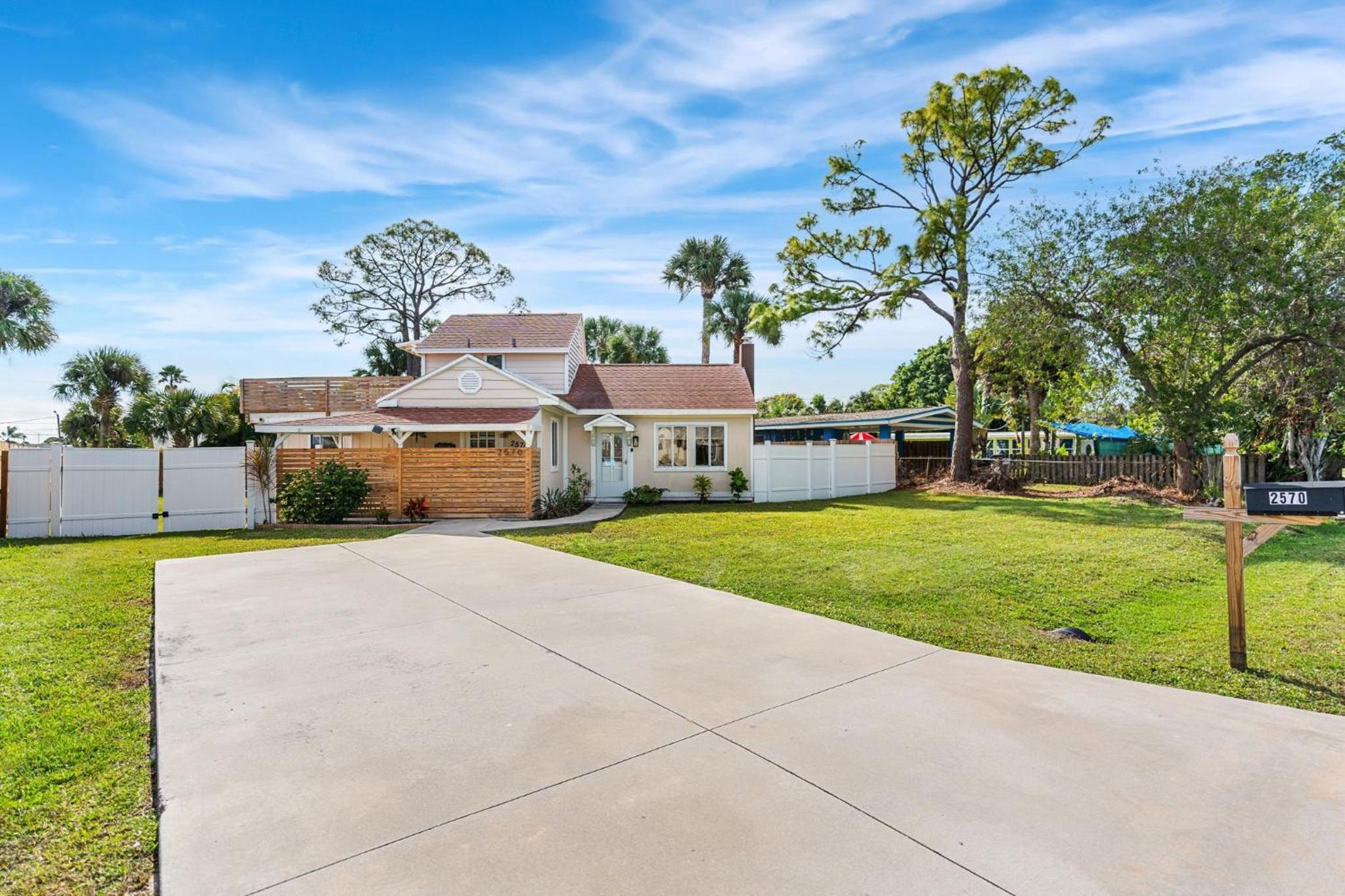 2570 Vernon Drive