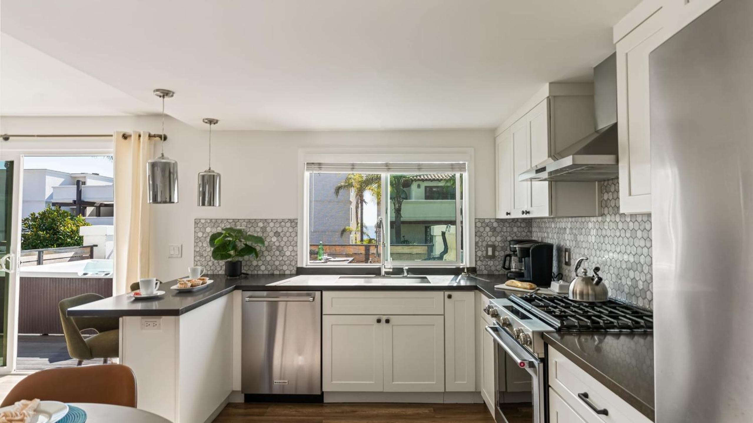 3 Condos Steps to Beach Rooftop Patio Trestles Trailhead Trio by AvantStay