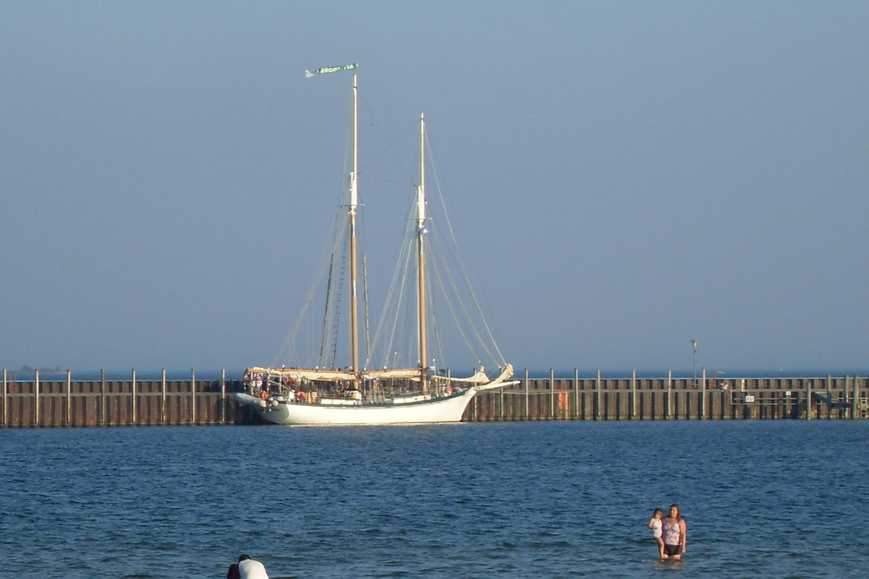 Tawas Bay Beach Resort & Conference Center