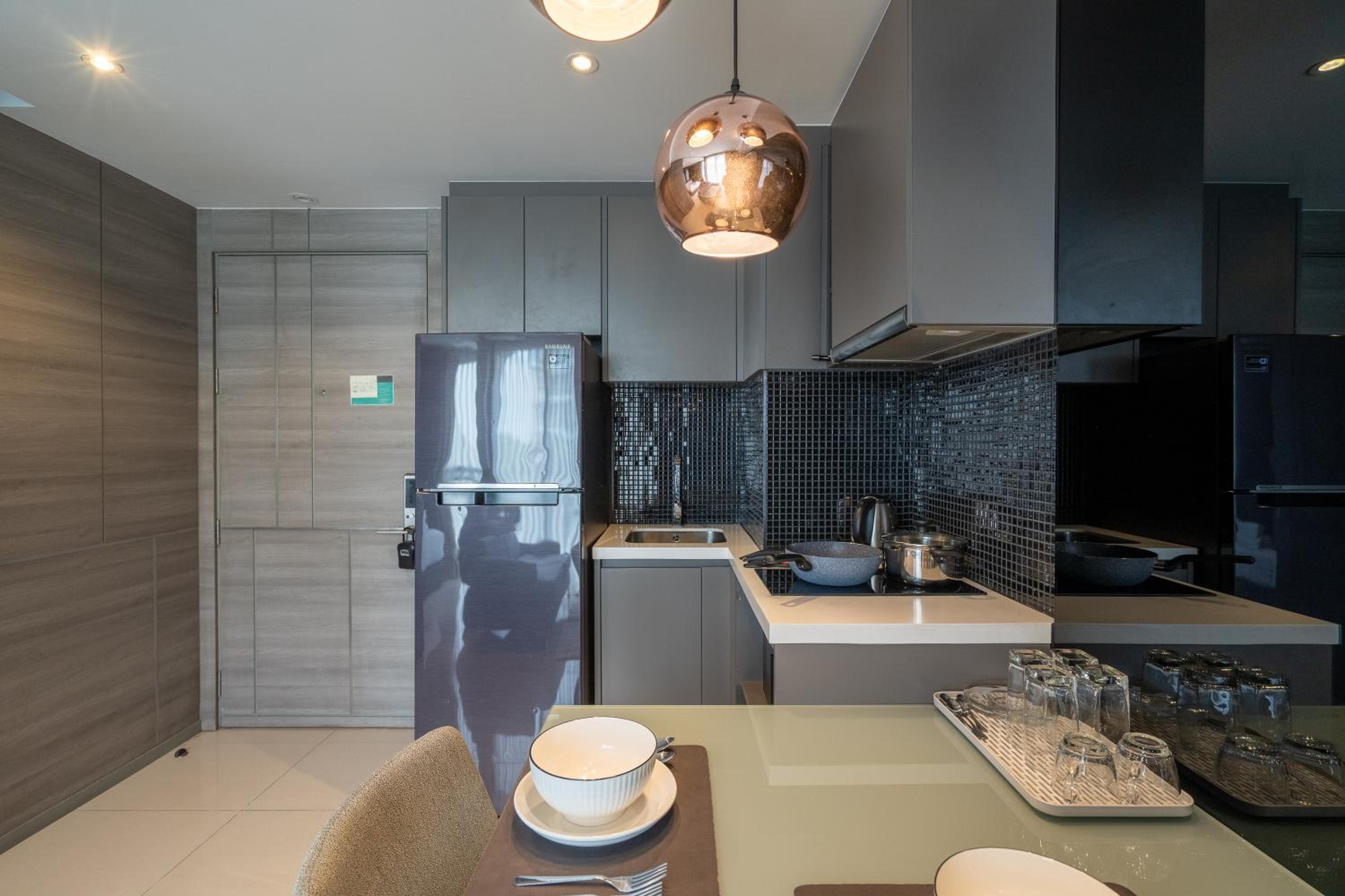 Seaphere Residence by Prop Hopper