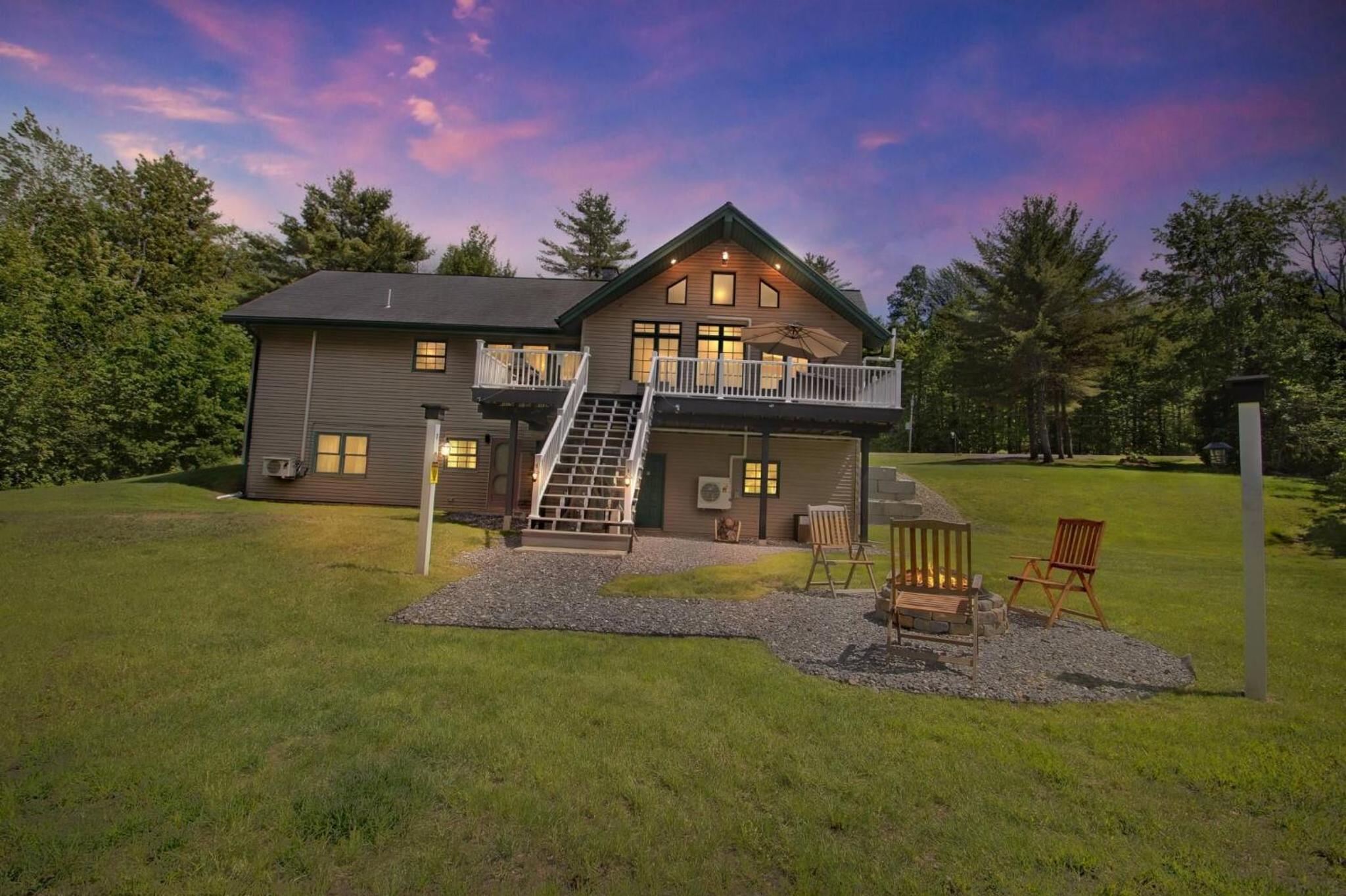Mountain Retreat with River Views Near Sunday River and Year-Round Adventure