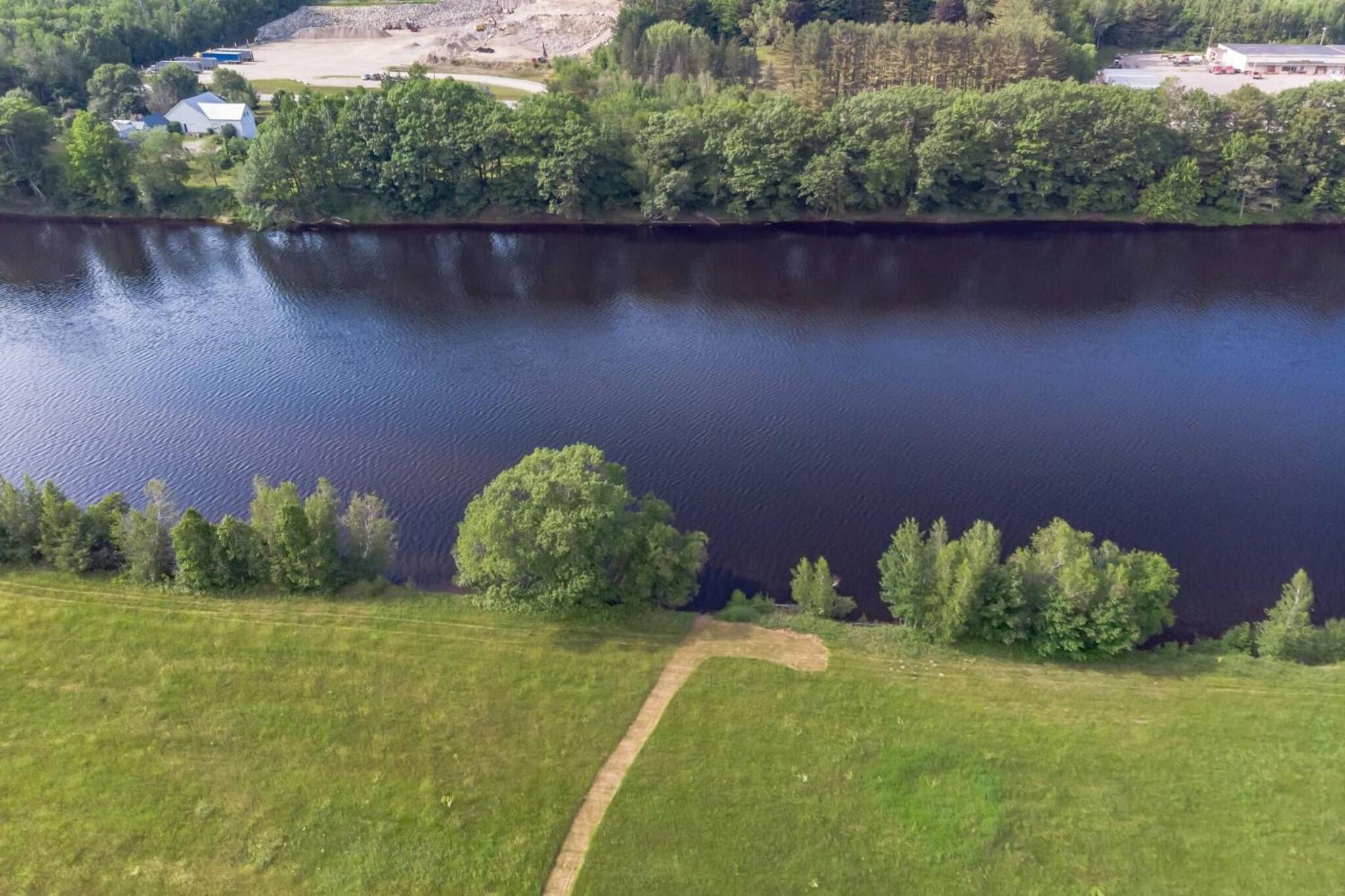 Mountain Retreat with River Views Near Sunday River and Year-Round Adventure