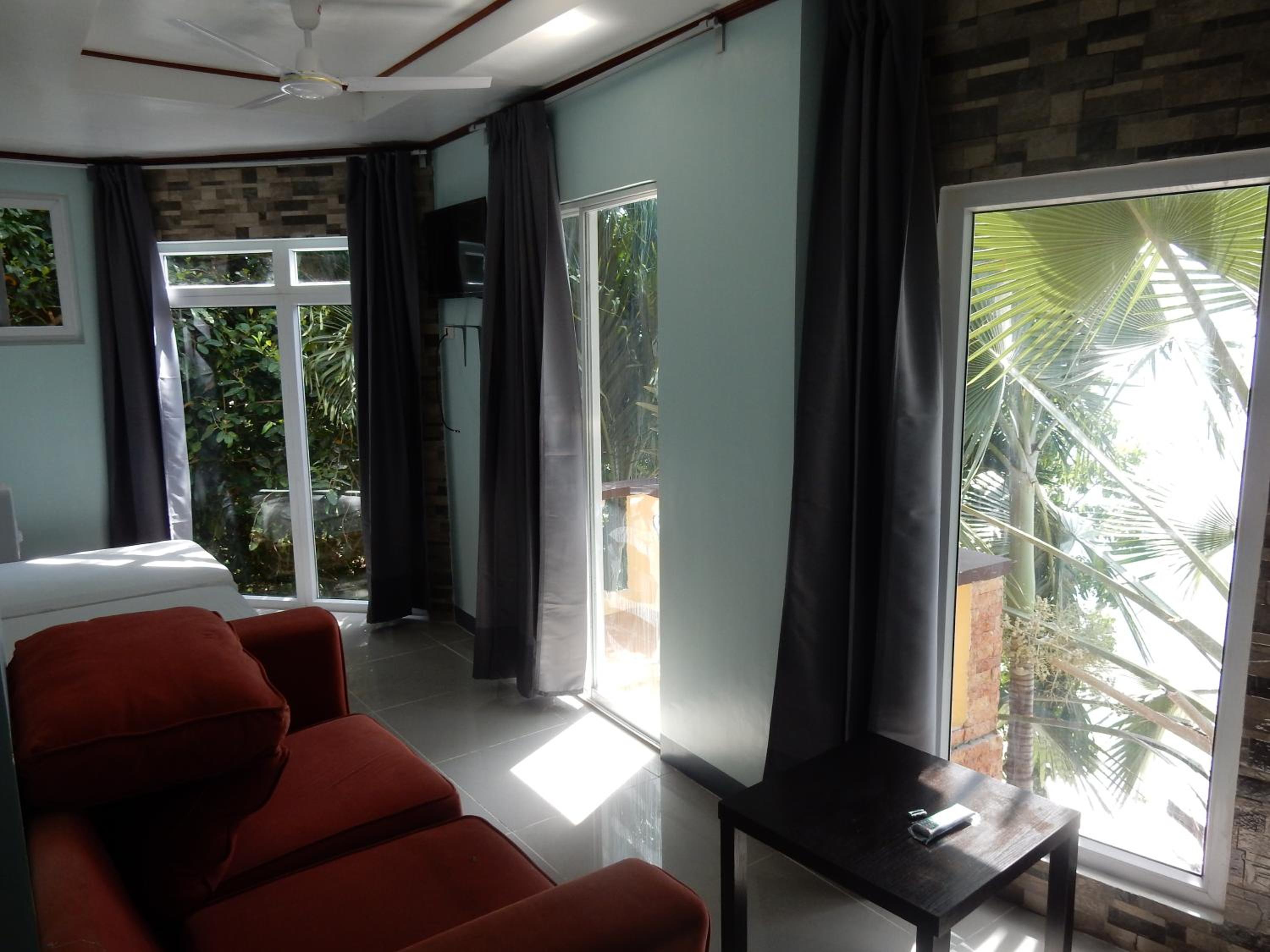 Oslob Seafari Resort, Oslob - 11