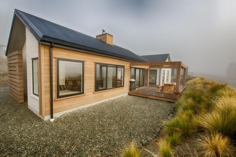 Hotel Mackenzie Crib - Image 1