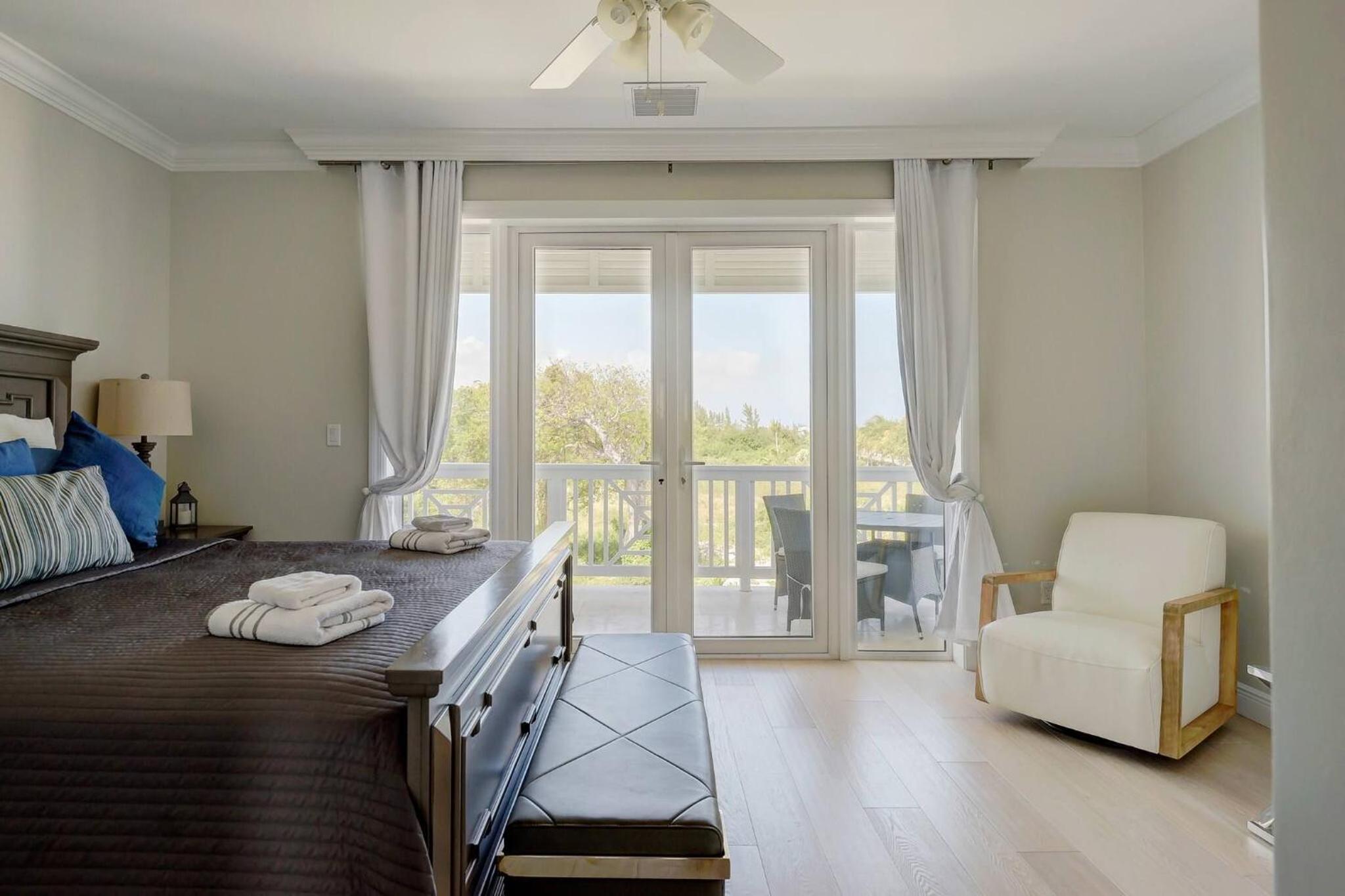 Bahamas Dream - Beach Luxury Vacation