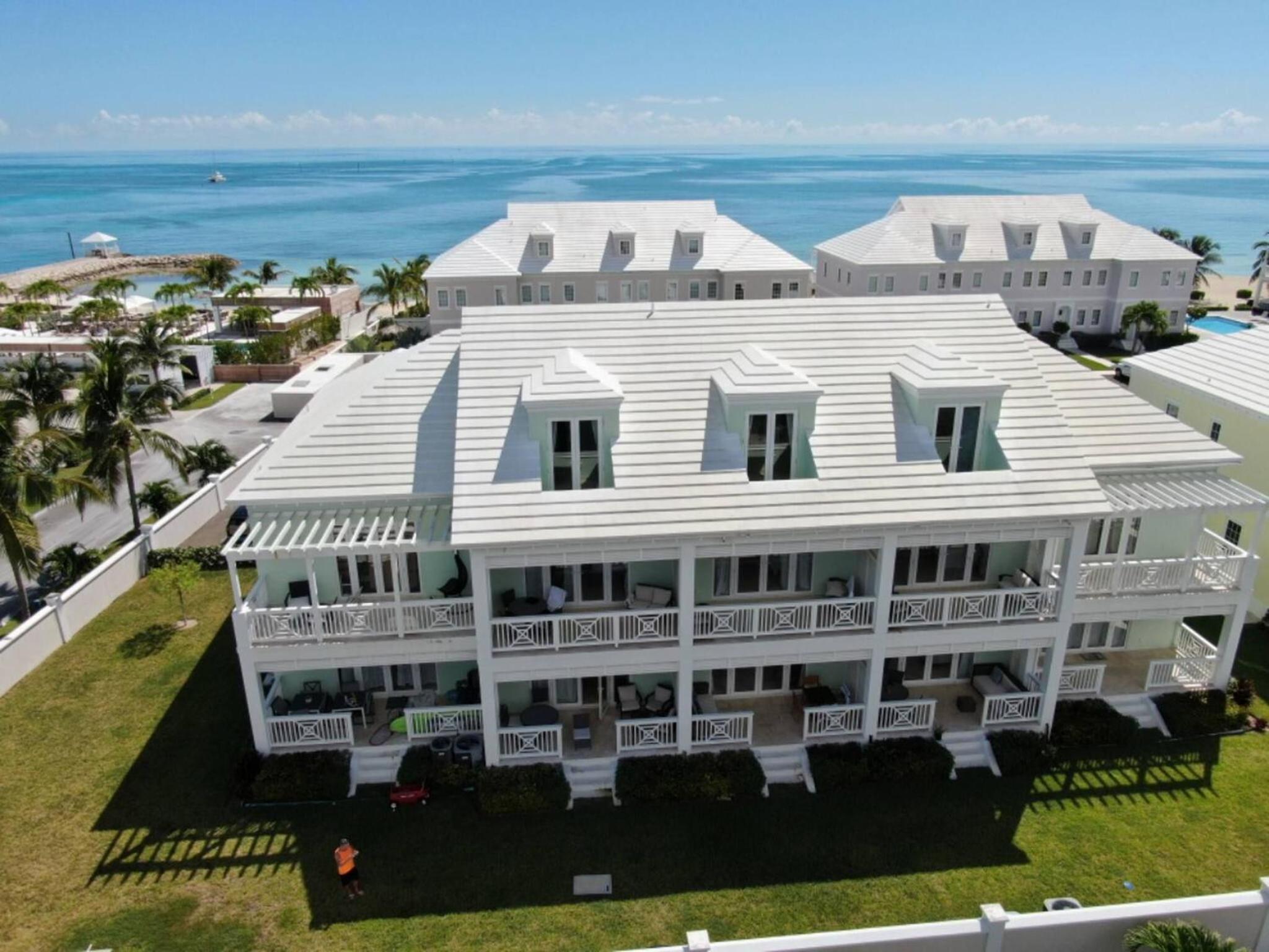 Bahamas Dream - Beach Luxury Vacation