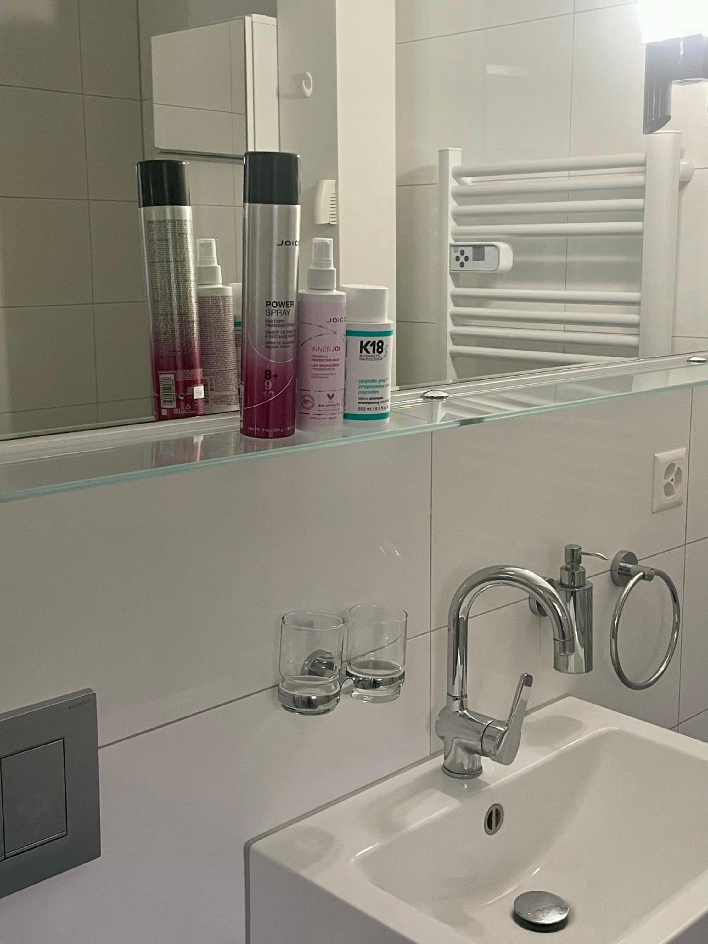 Your exclusive 2 room & 2 bathroom natural holiday home