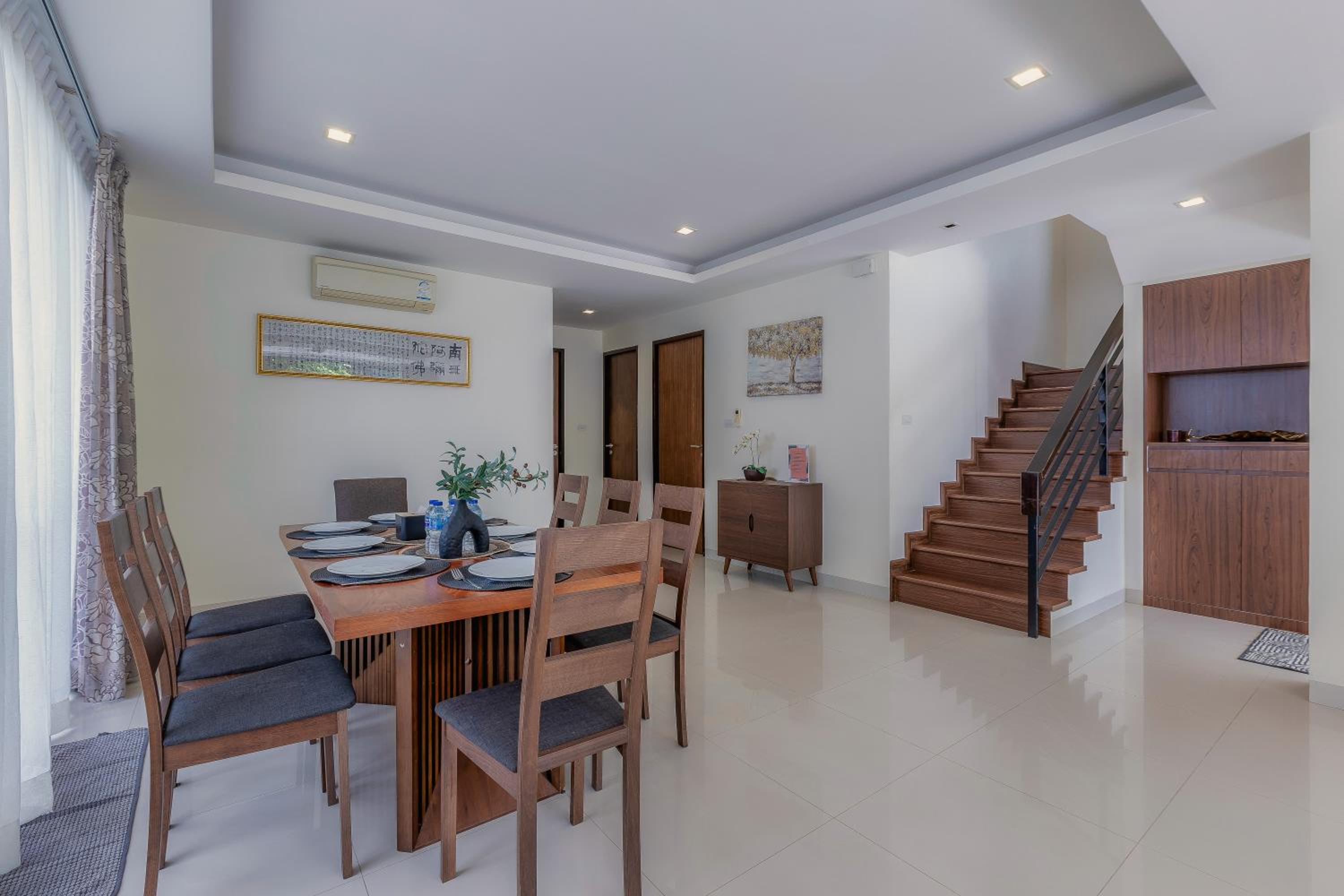 Laguna Parkside by Triple8 Asia