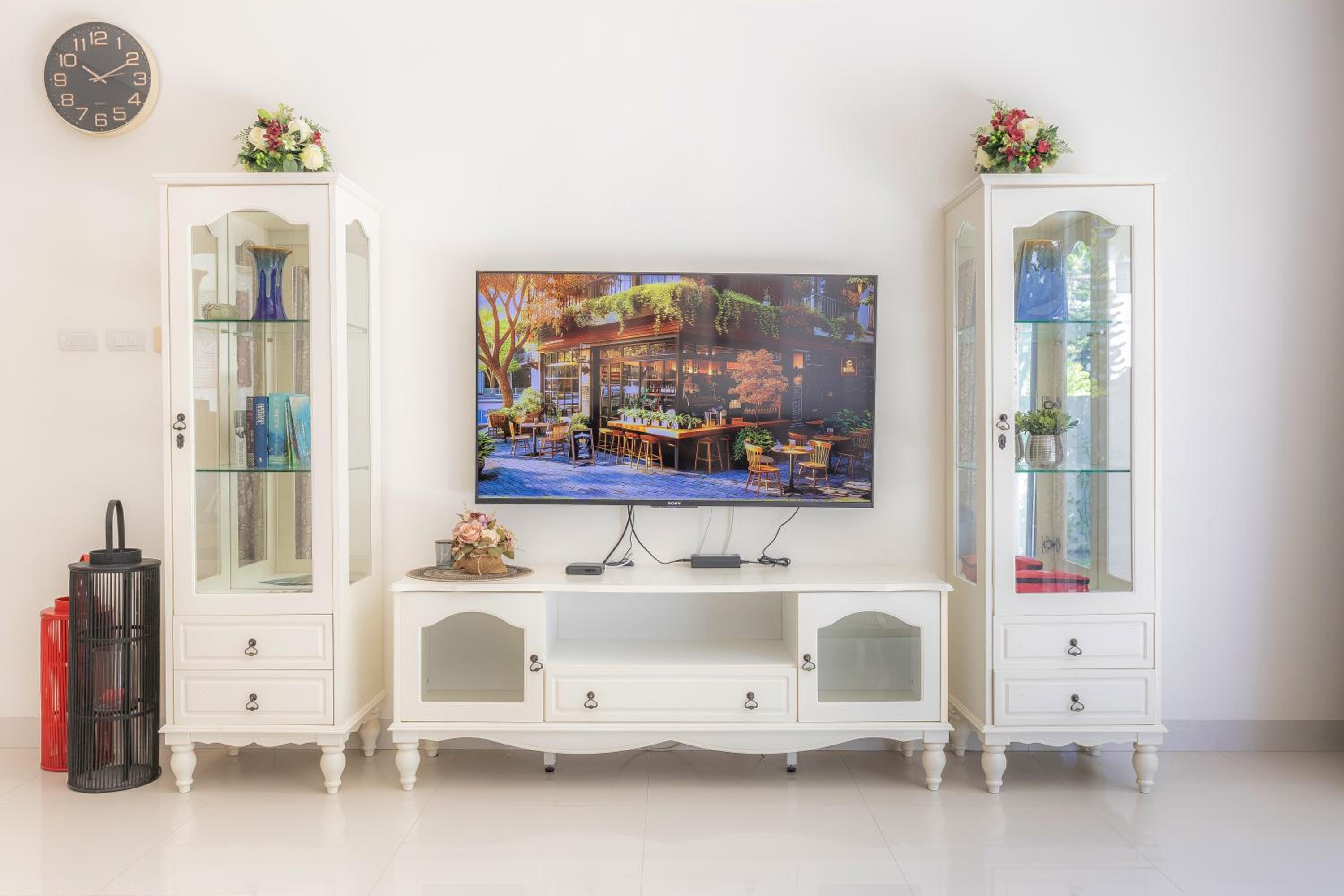 Laguna Parkside by Triple8 Asia