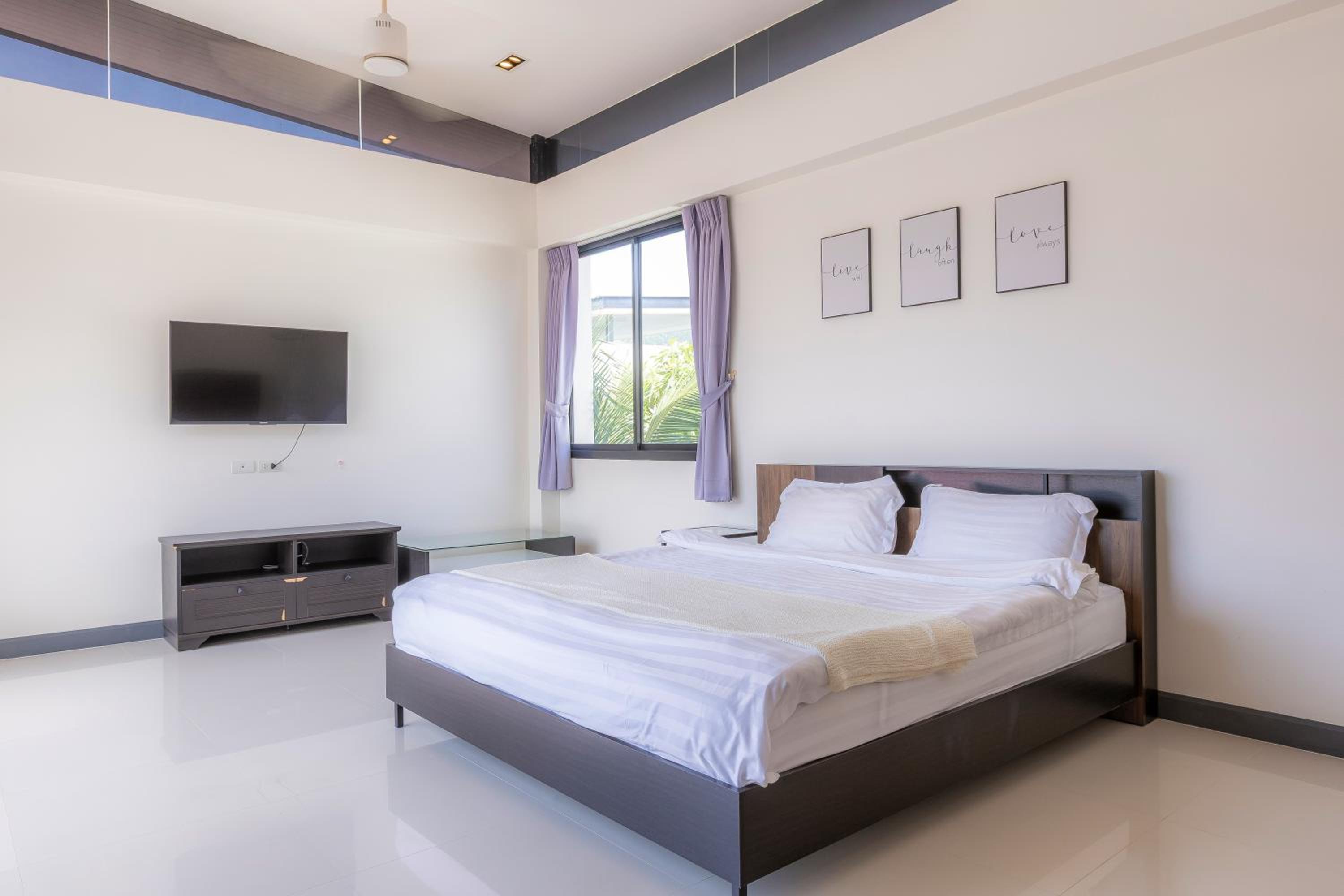 Laguna Parkside by Triple8 Asia