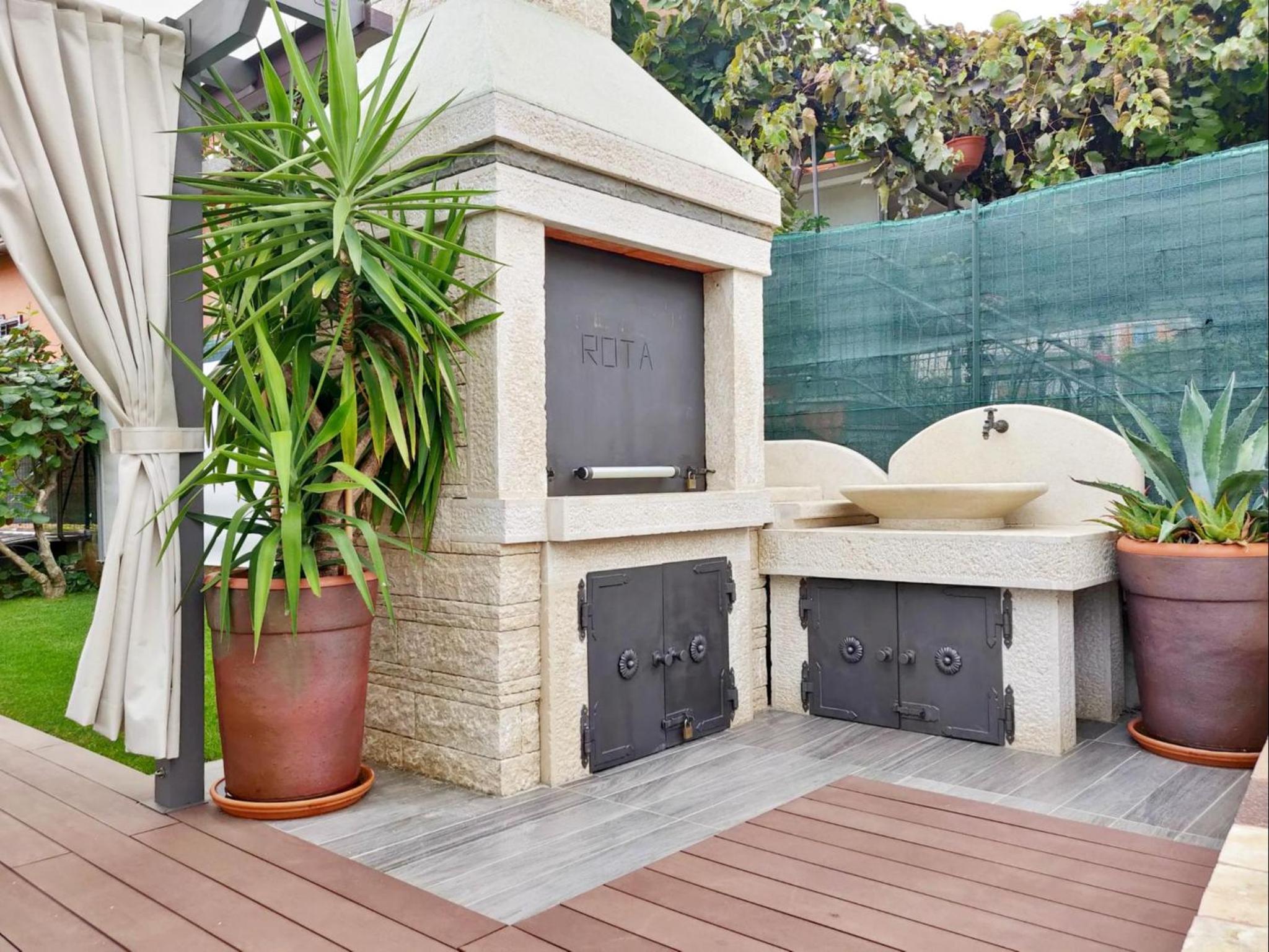 Holiday home with garden and BBQ in Umag